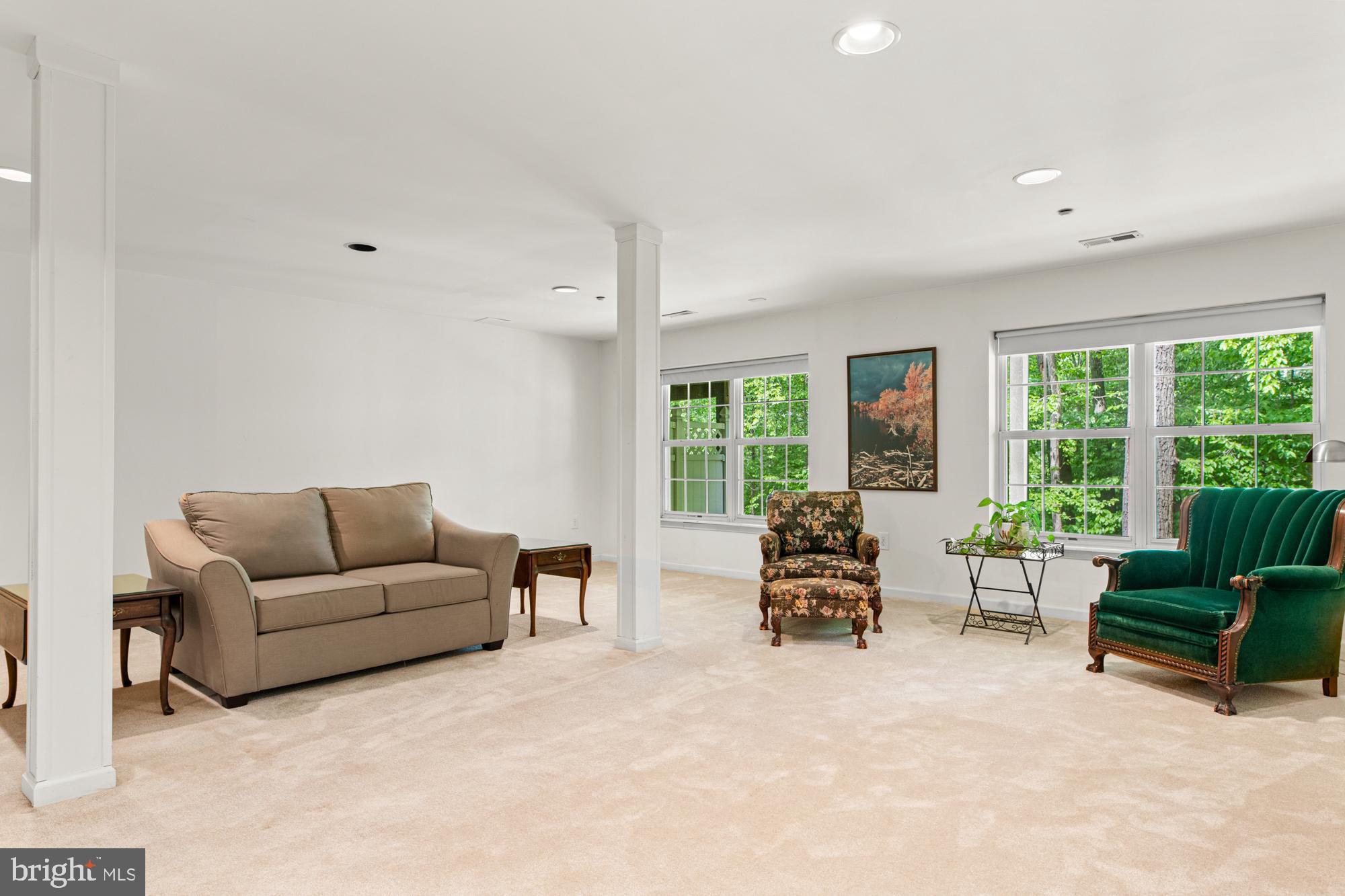 REBEL HILL - Residential