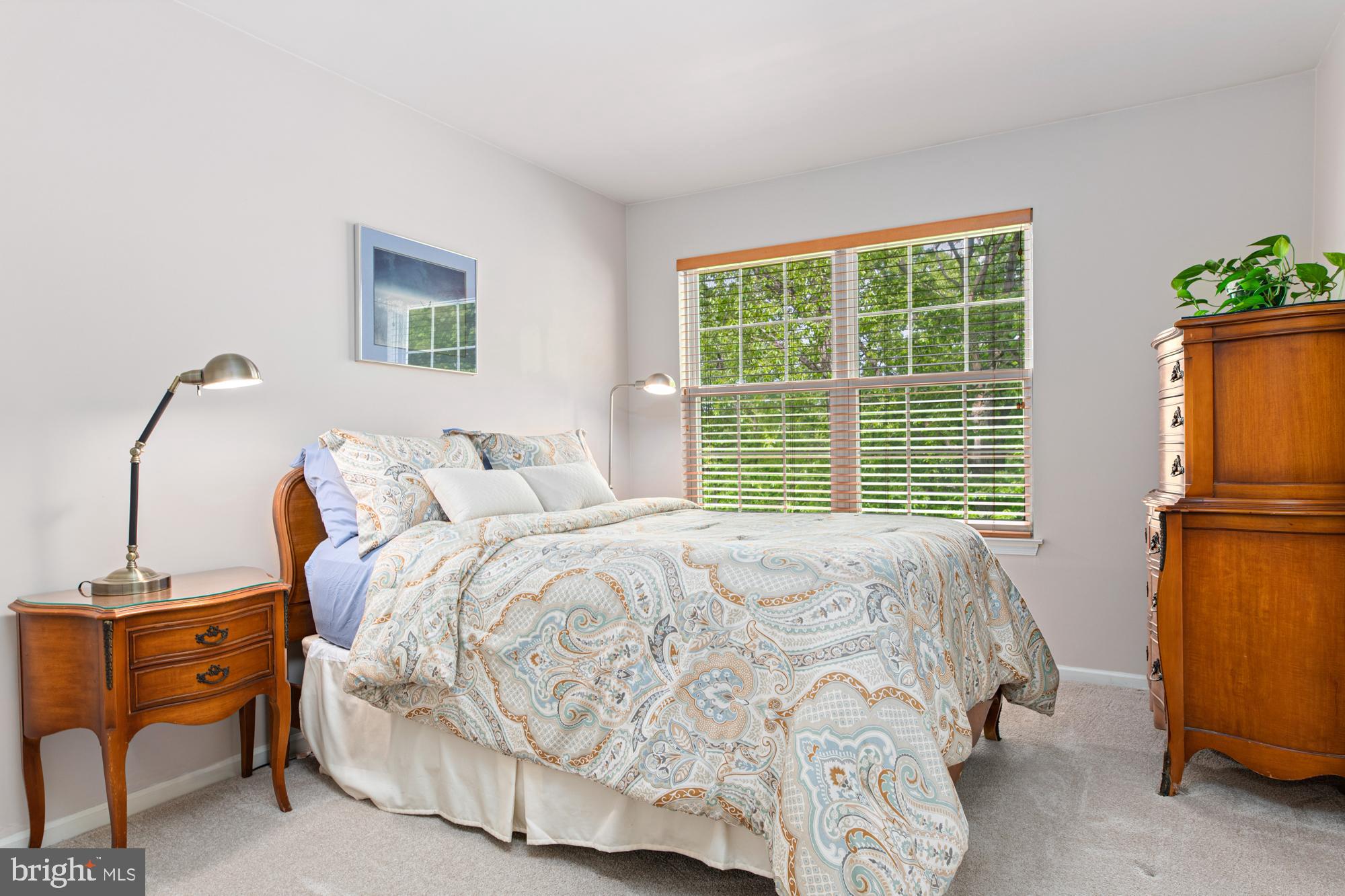 REBEL HILL - Residential