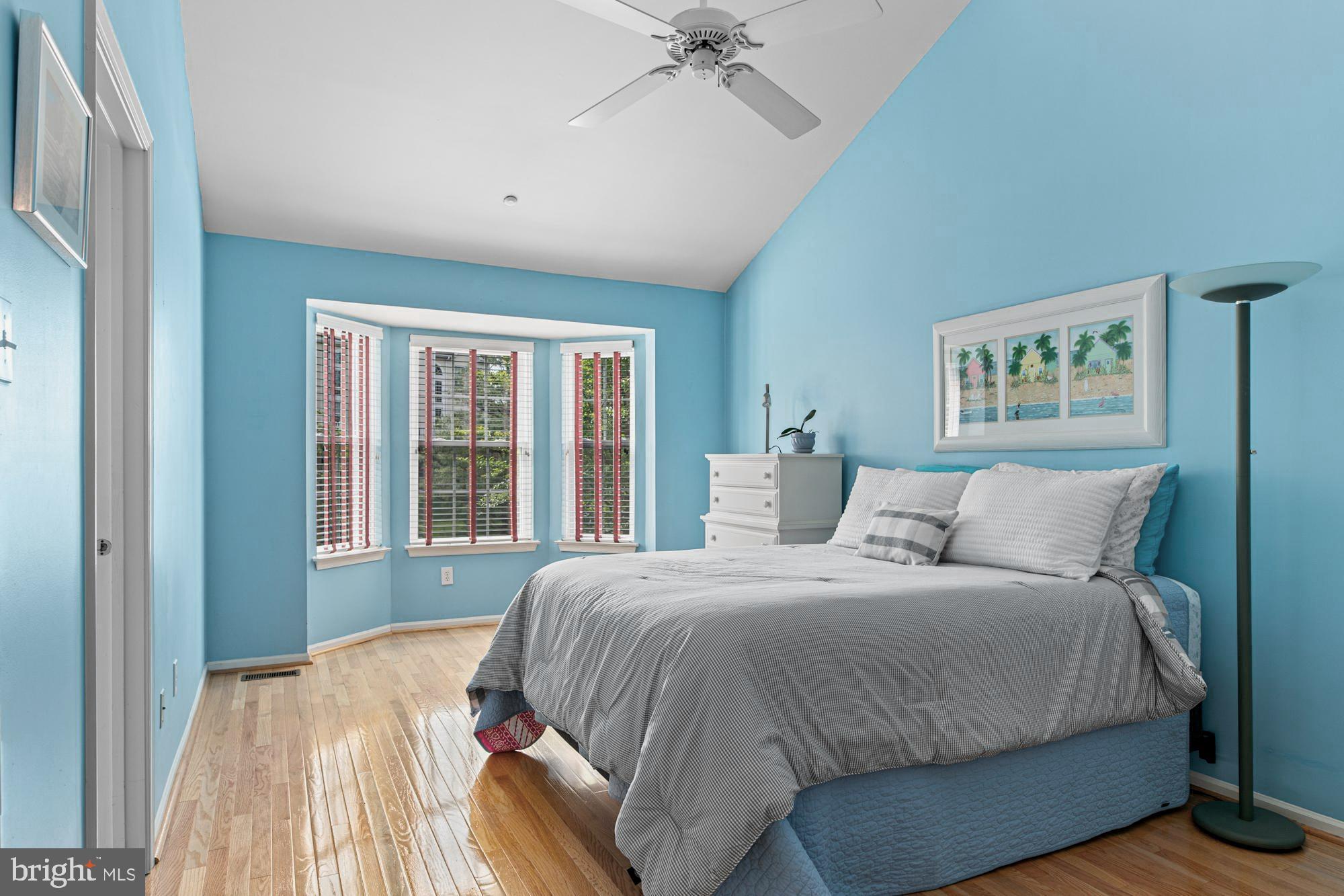 REBEL HILL - Residential