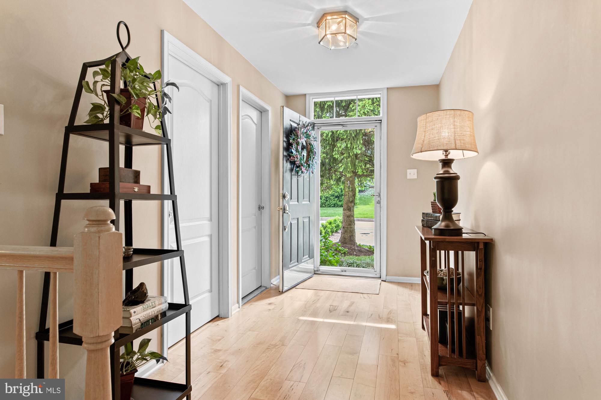 REBEL HILL - Residential