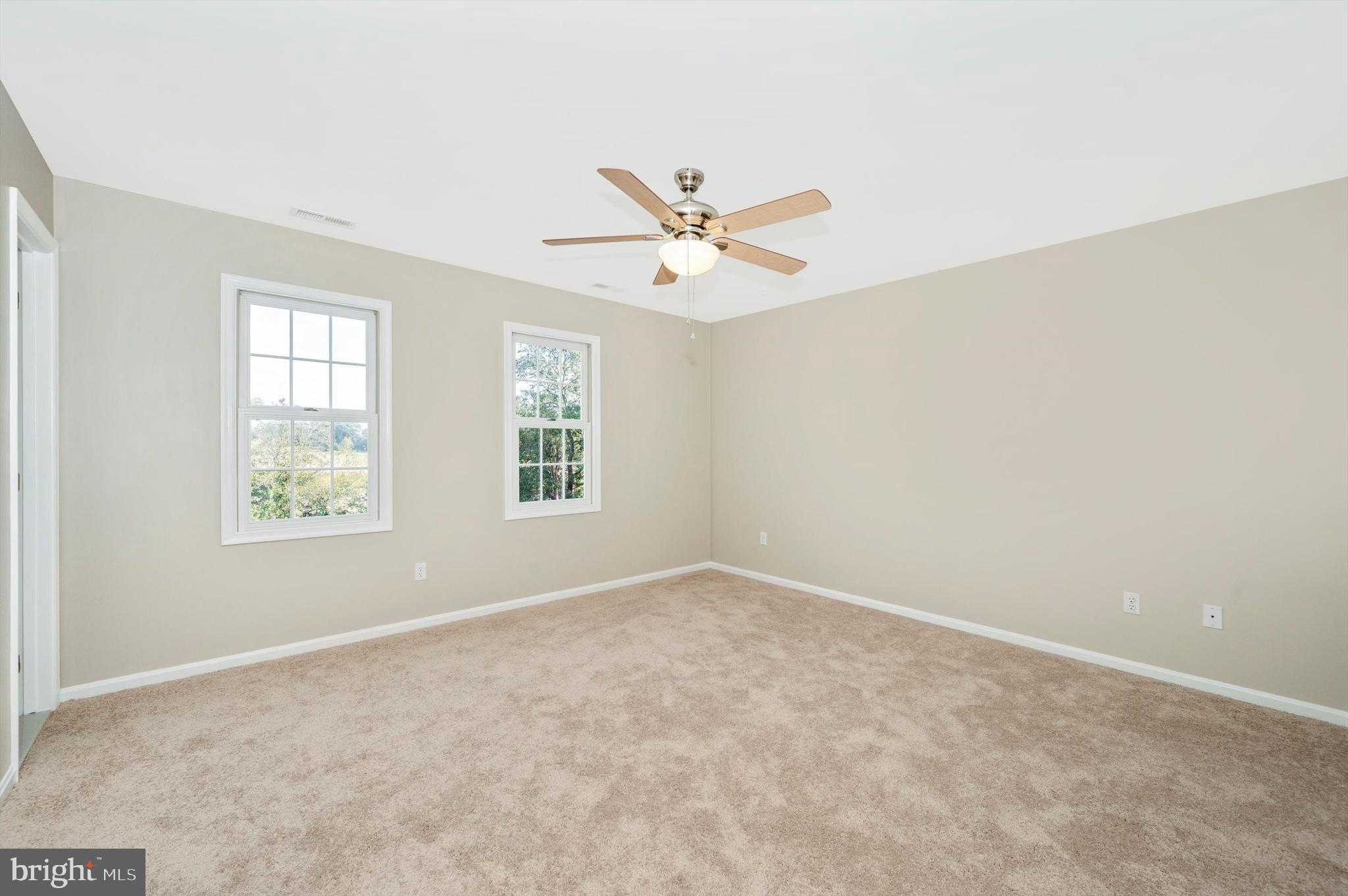 POOLESVILLE OUTSIDE - Residential