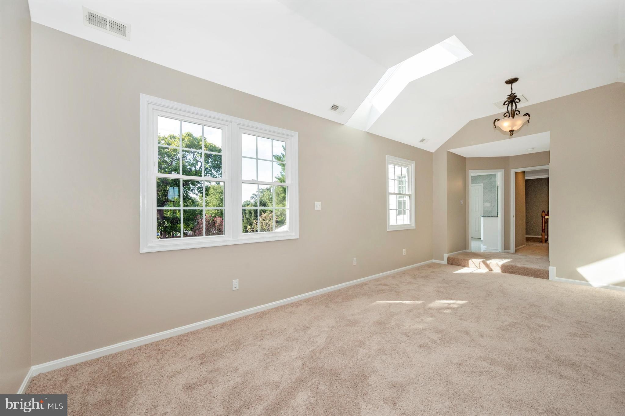 POOLESVILLE OUTSIDE - Residential