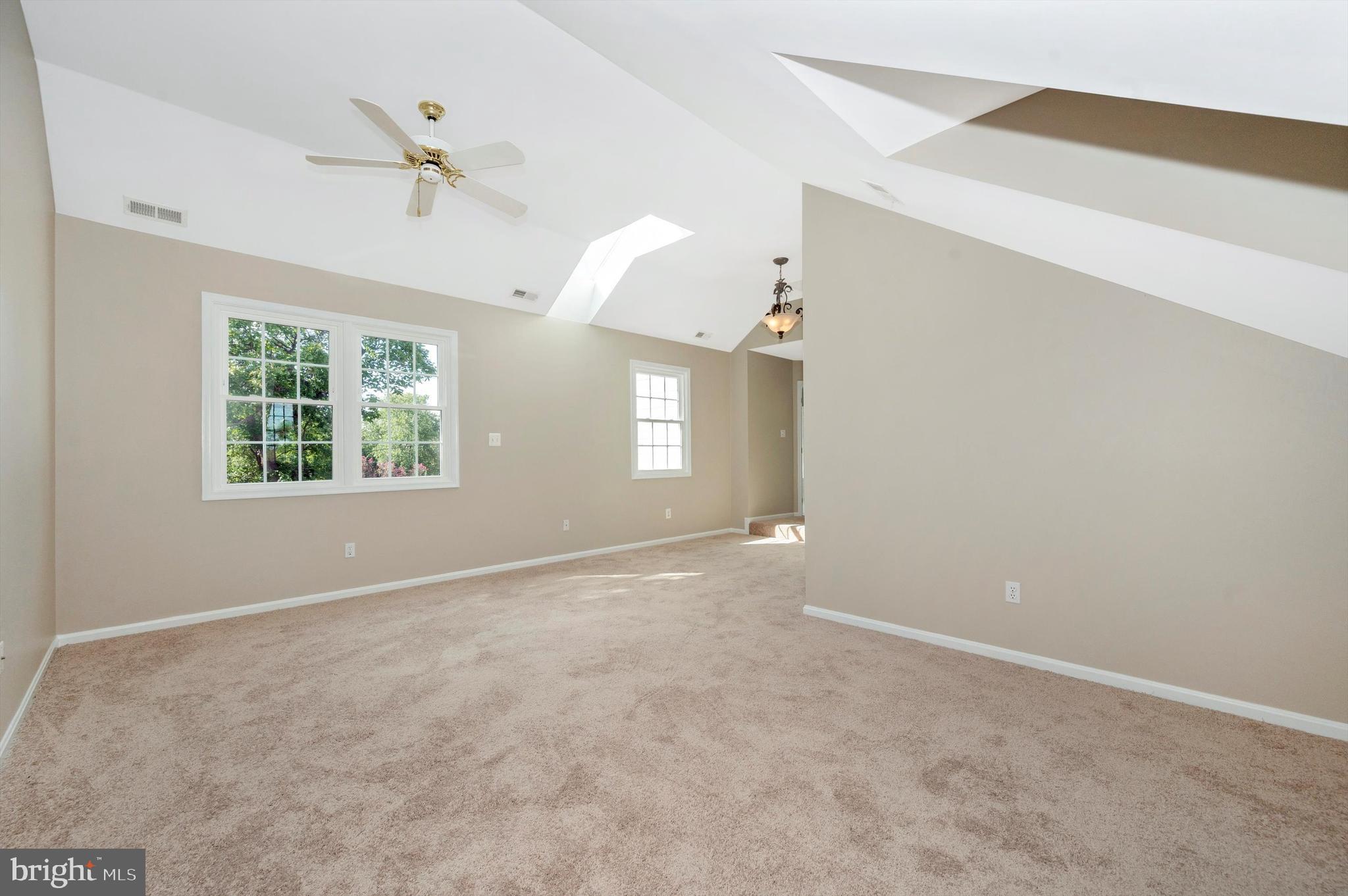 POOLESVILLE OUTSIDE - Residential