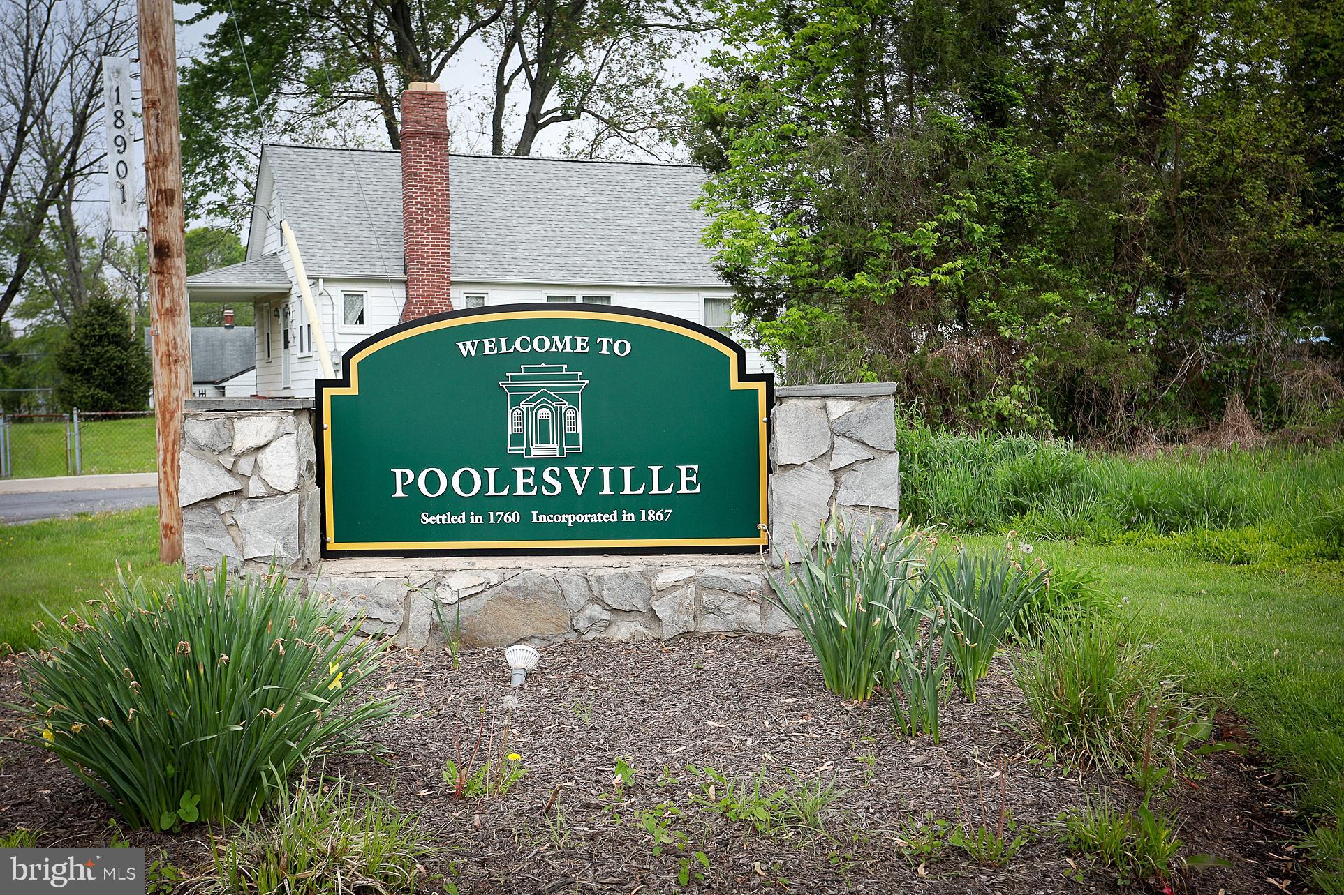 POOLESVILLE OUTSIDE - Residential