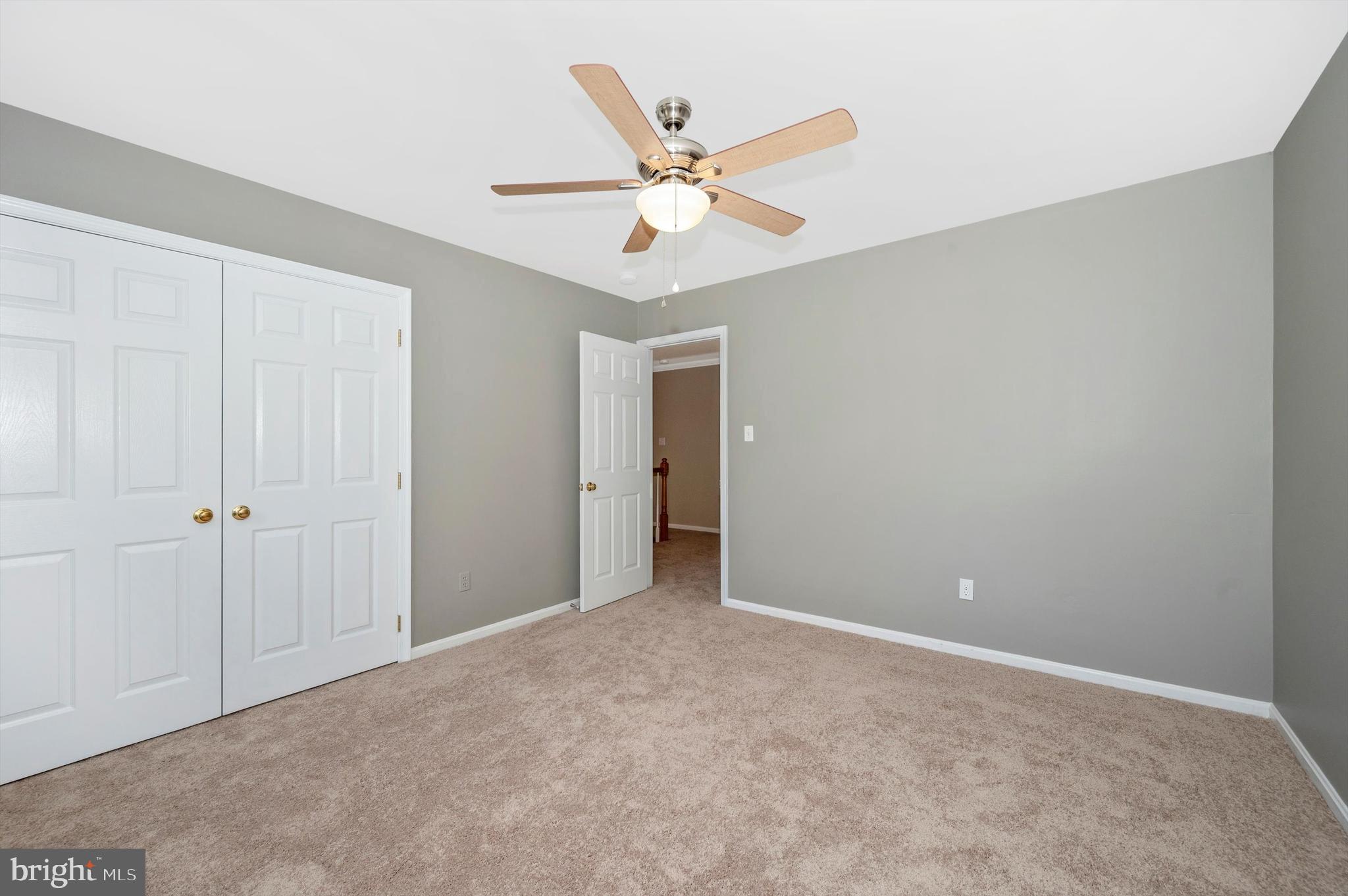 POOLESVILLE OUTSIDE - Residential