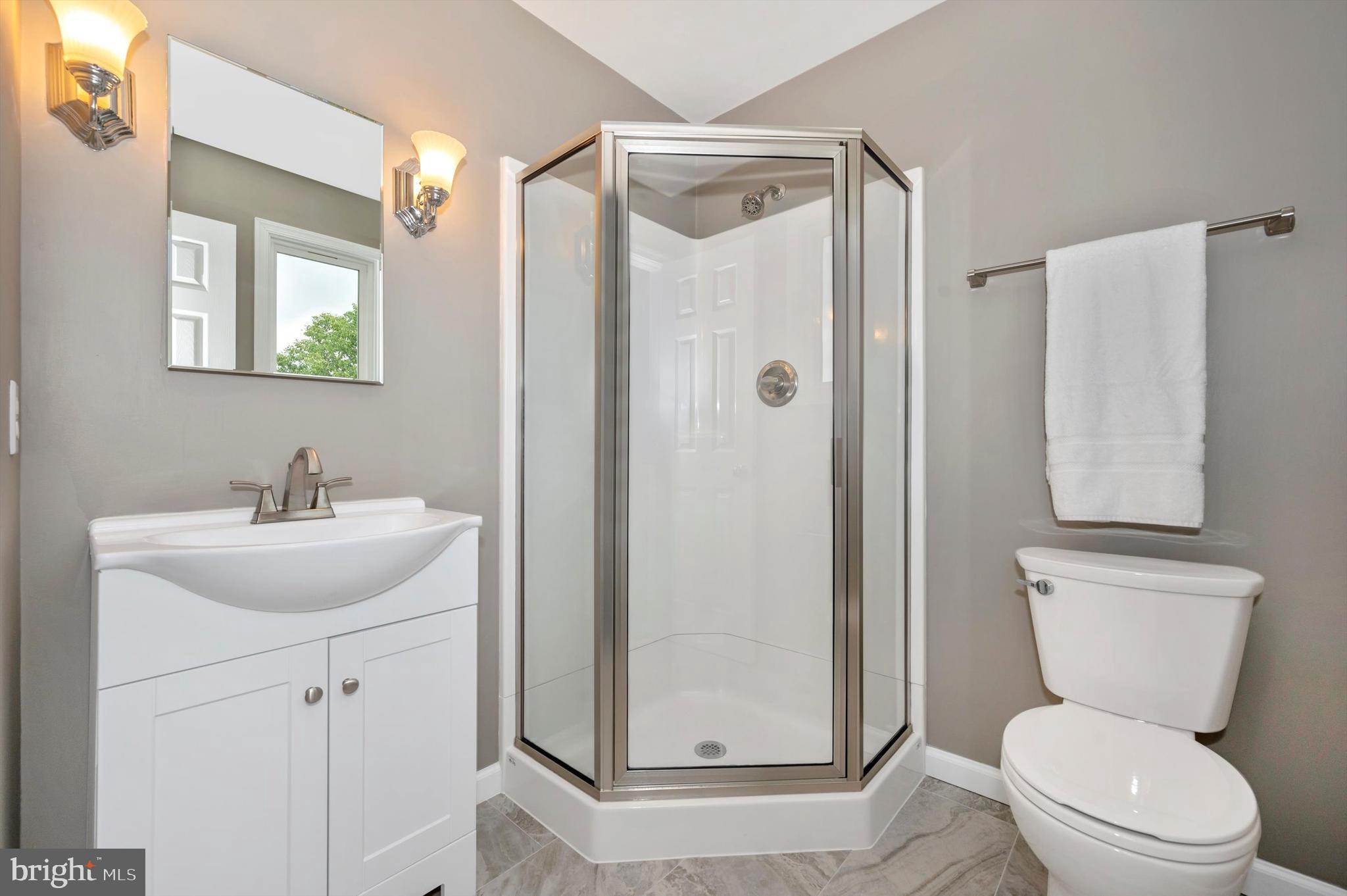 POOLESVILLE OUTSIDE - Residential