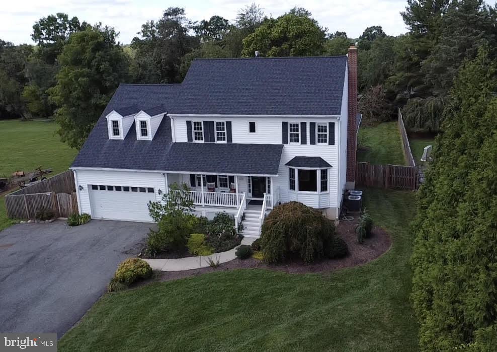 POOLESVILLE OUTSIDE - Residential