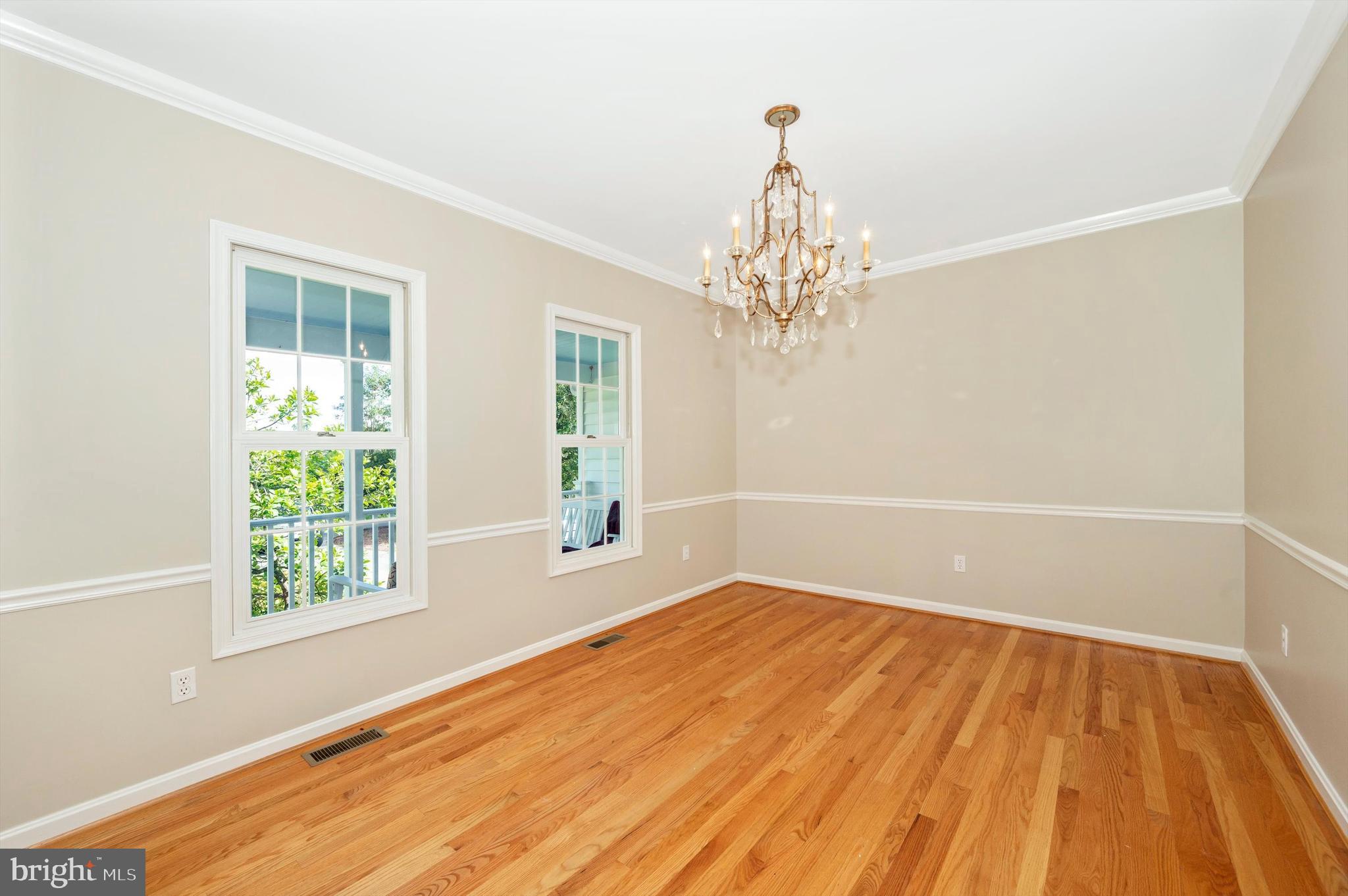 POOLESVILLE OUTSIDE - Residential