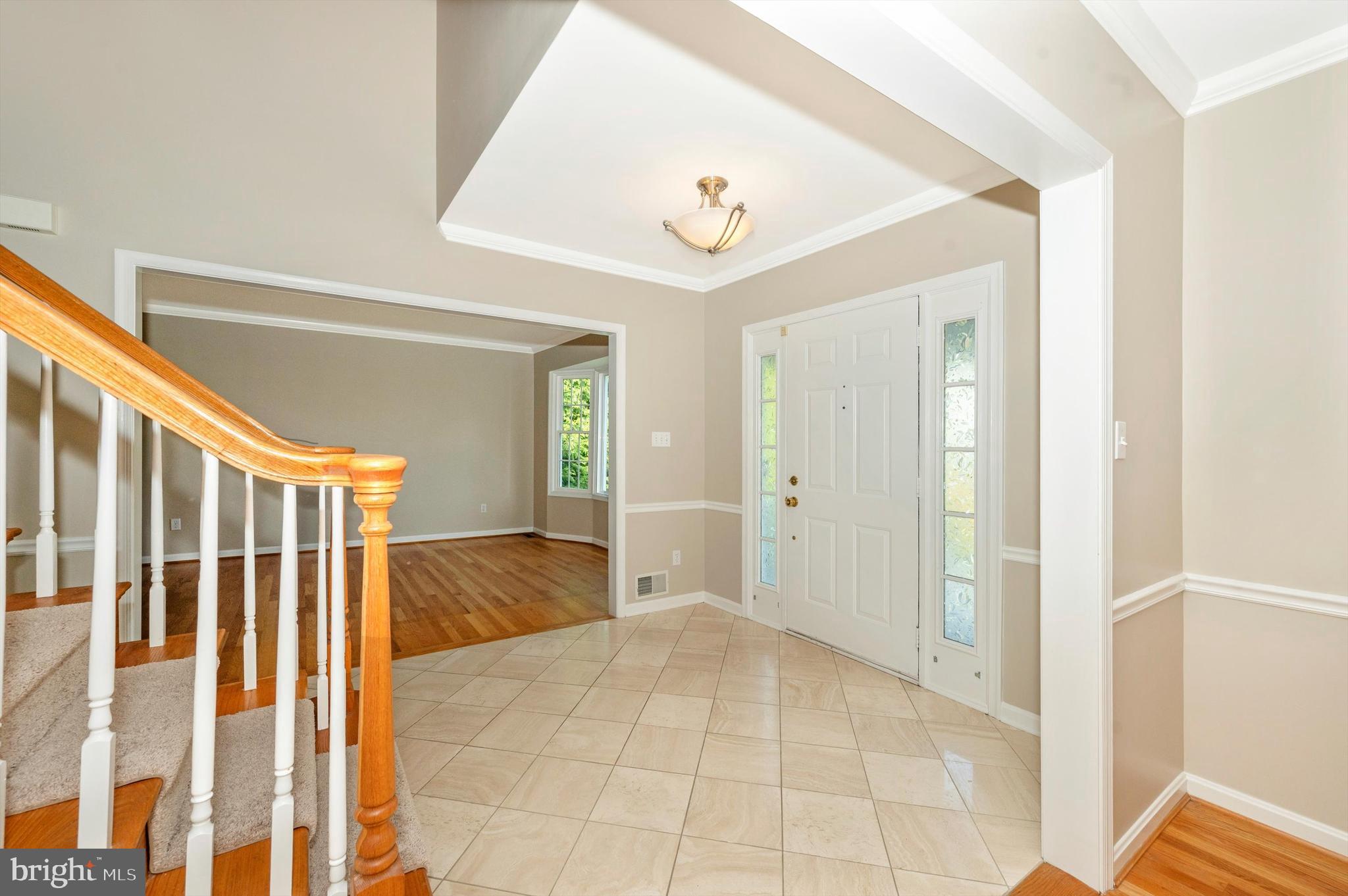 POOLESVILLE OUTSIDE - Residential