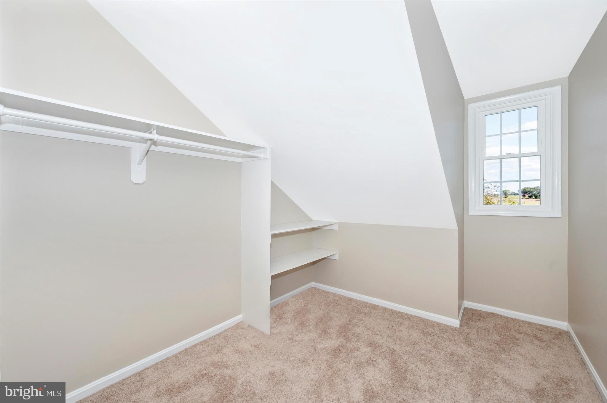 POOLESVILLE OUTSIDE - Residential