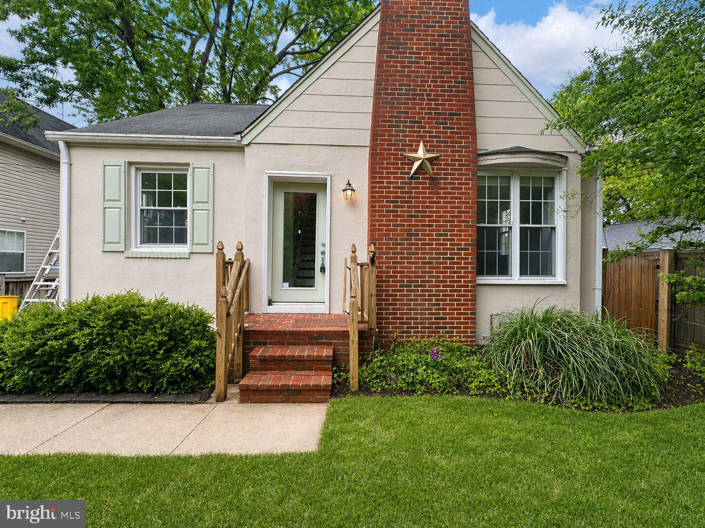 76 SUMMERFIELD DRIVE