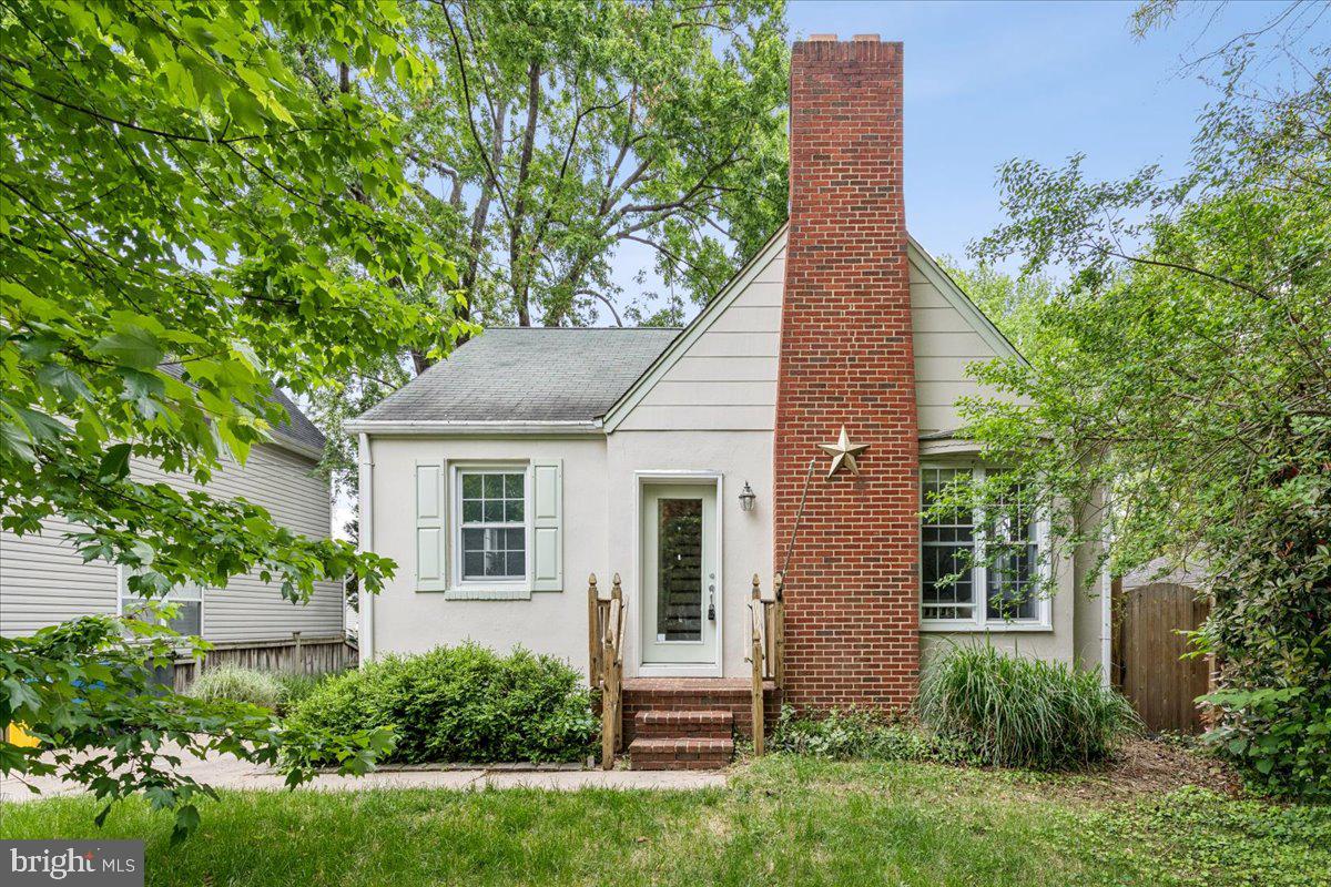 76 SUMMERFIELD DRIVE