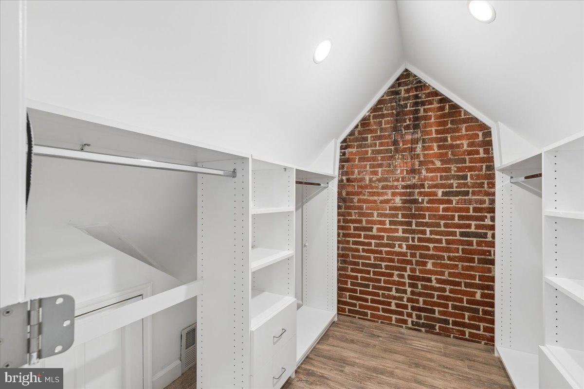 TOWER VIEW - Residential