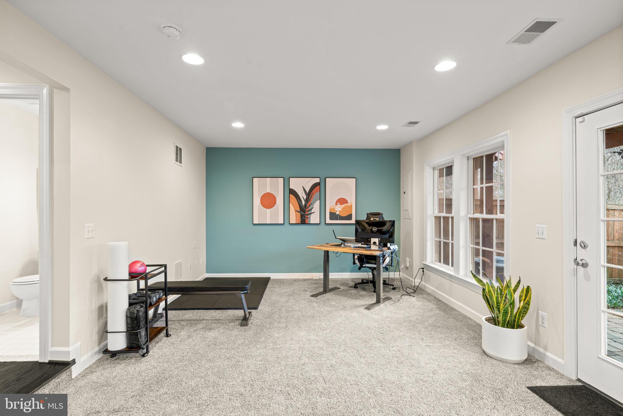 STONE CREEK CROSSING - Residential