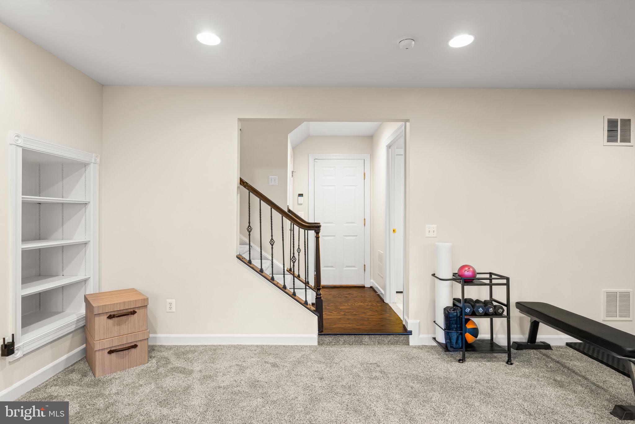 STONE CREEK CROSSING - Residential