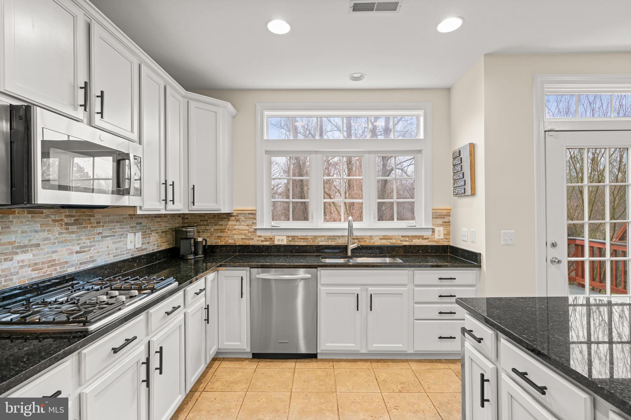 STONE CREEK CROSSING - Residential