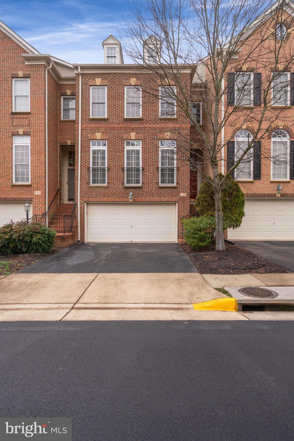 STONE CREEK CROSSING - Residential