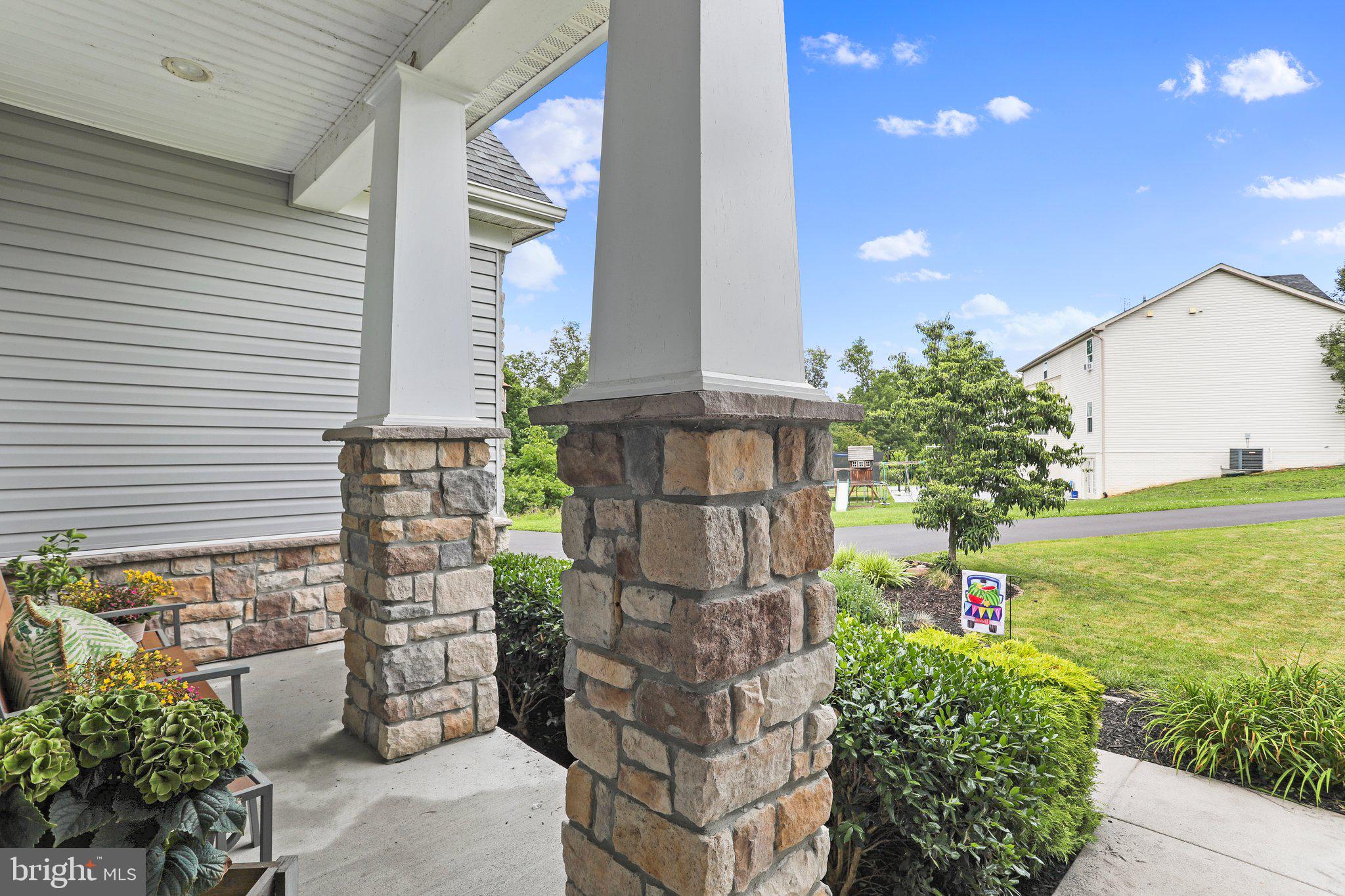 BROOKFIELD ON THE POTOMAC - Residential