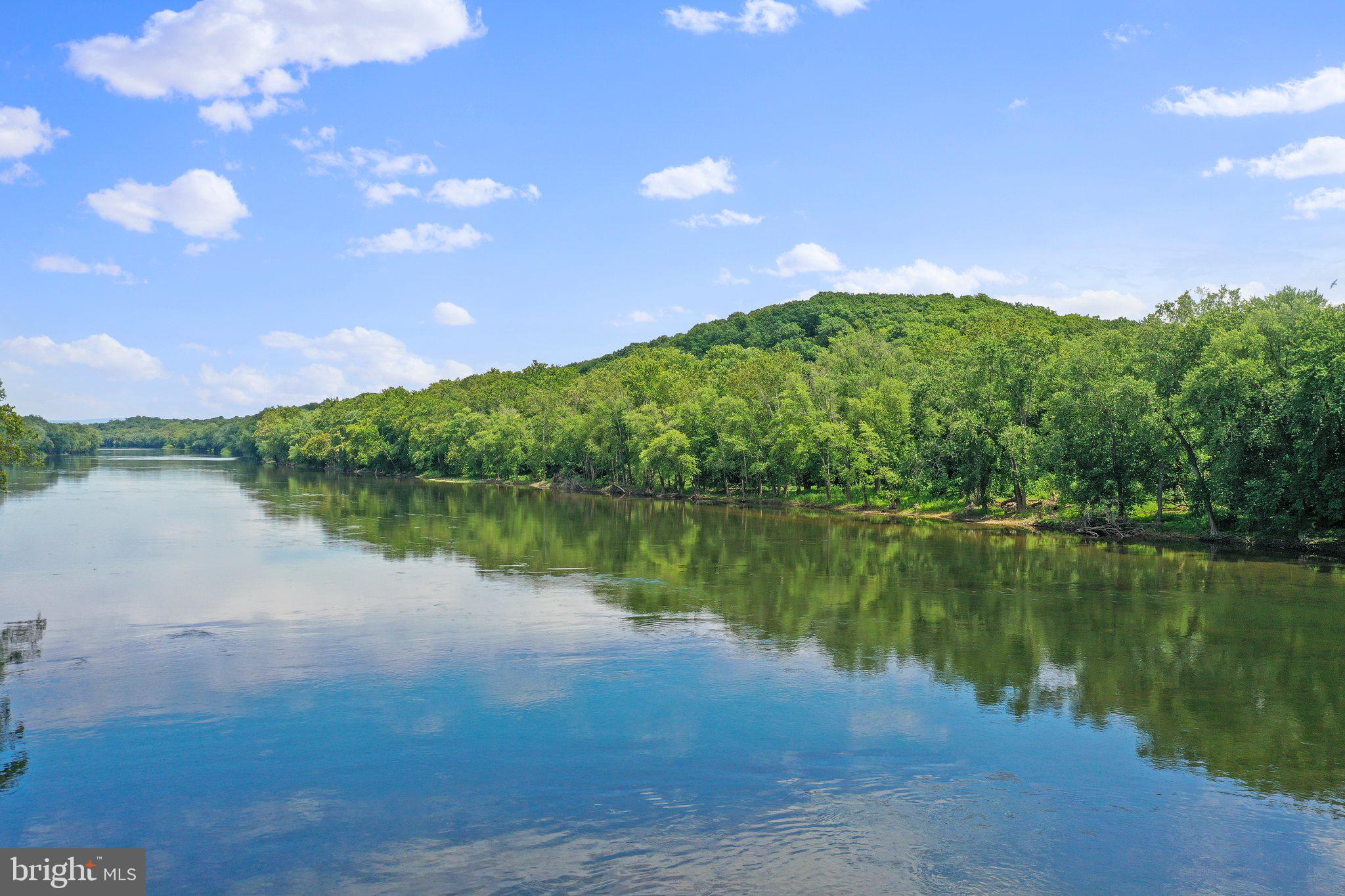 BROOKFIELD ON THE POTOMAC - Residential