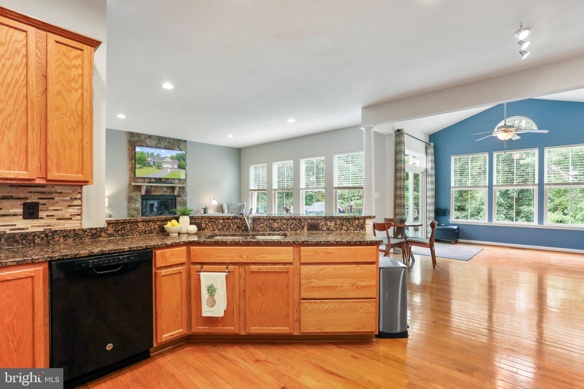 BROOKFIELD ON THE POTOMAC - Residential