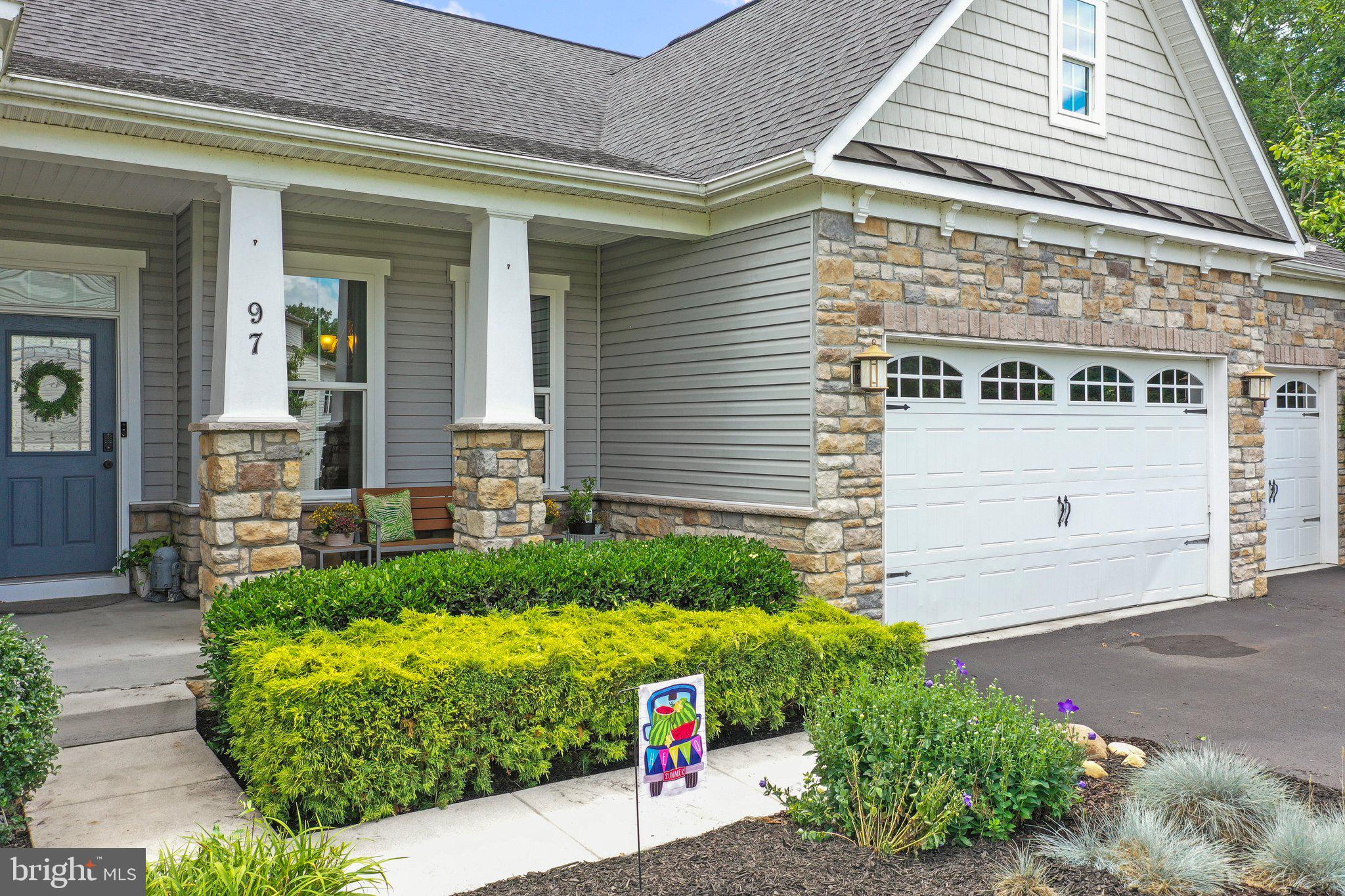 BROOKFIELD ON THE POTOMAC - Residential