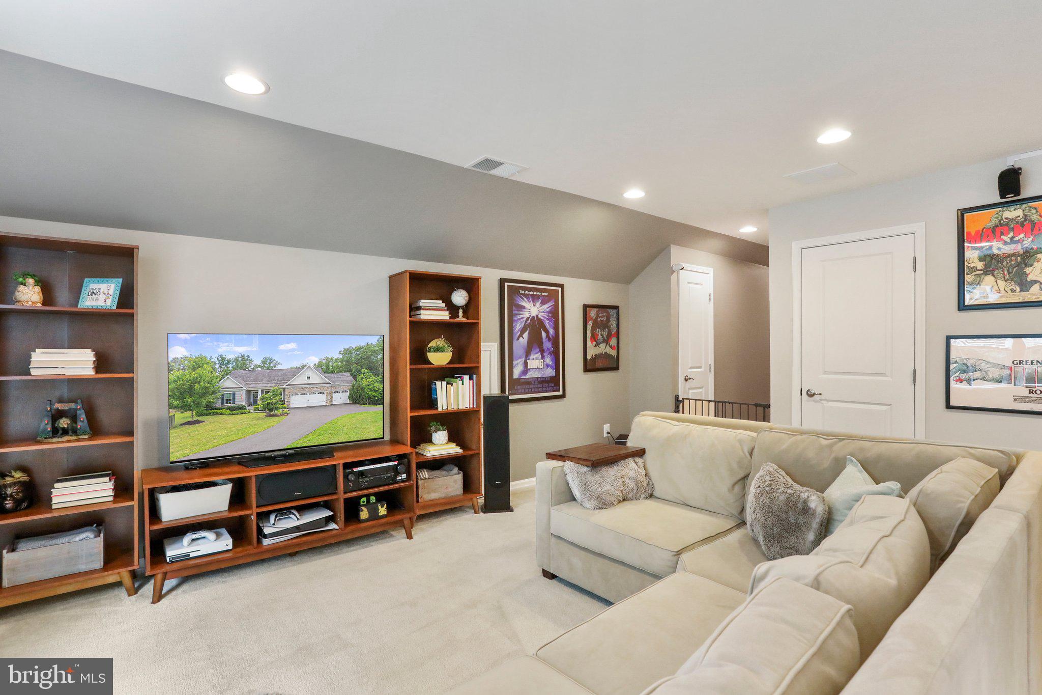 BROOKFIELD ON THE POTOMAC - Residential