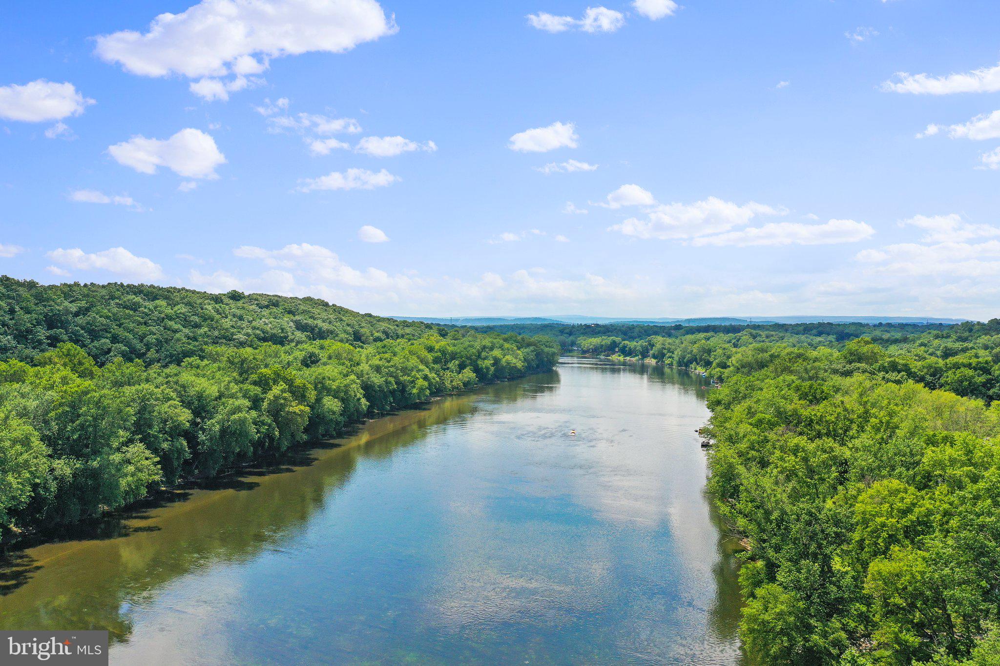 BROOKFIELD ON THE POTOMAC - Residential