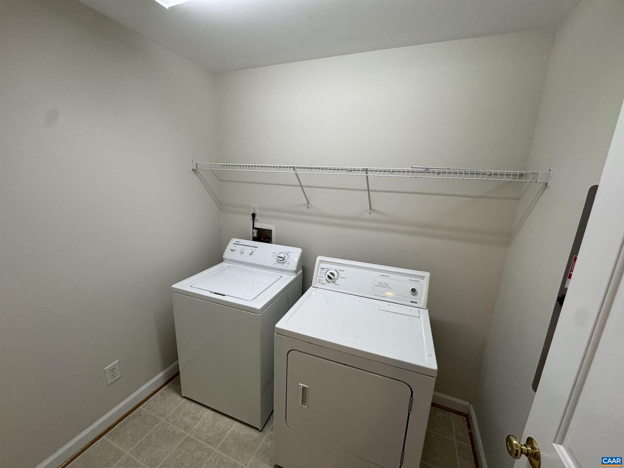 PARKSIDE VILLAGE - Residential Lease
