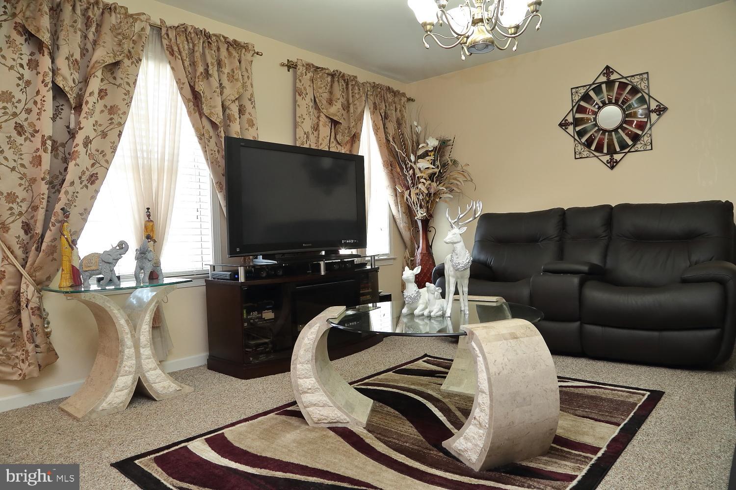 CHARITY GARDENS - Residential