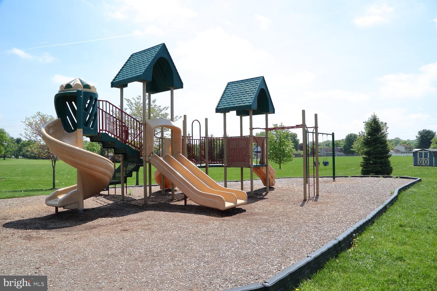 CHARITY GARDENS - Residential