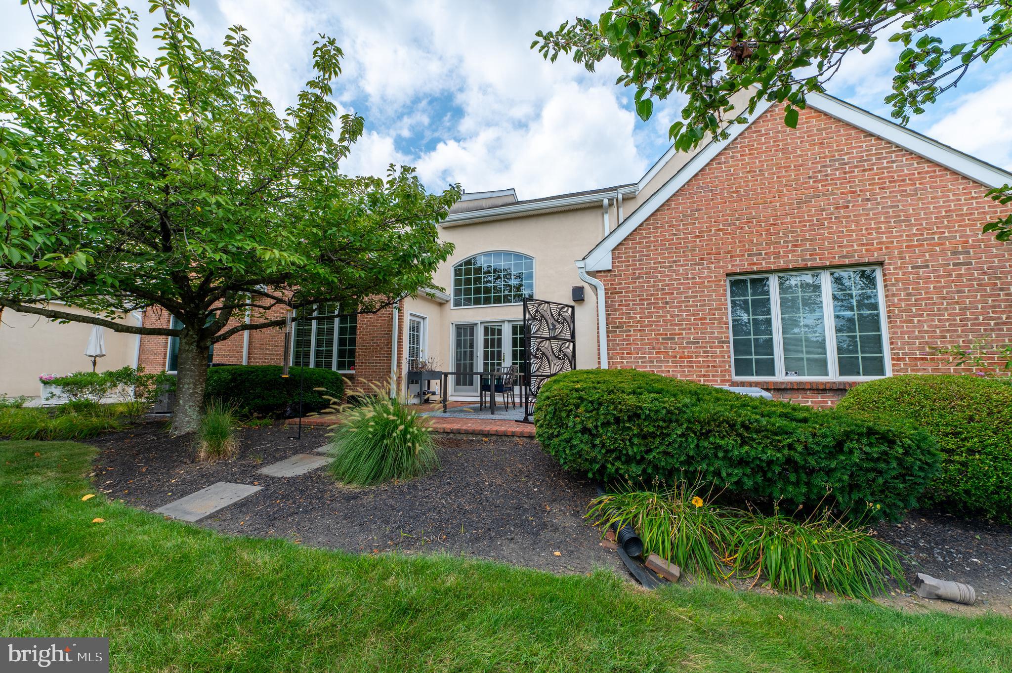 VILLAS AT TREXLER PK - Residential