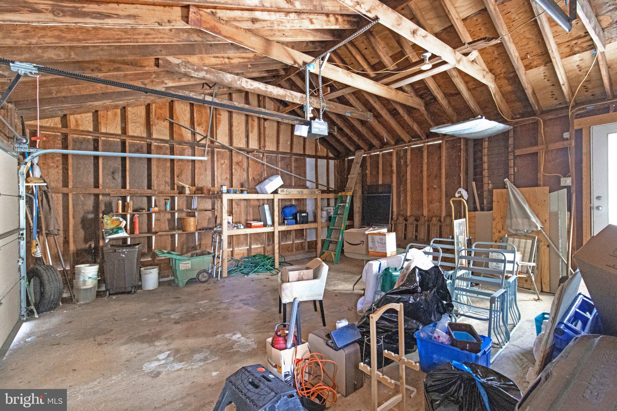 STONEGATE - Residential