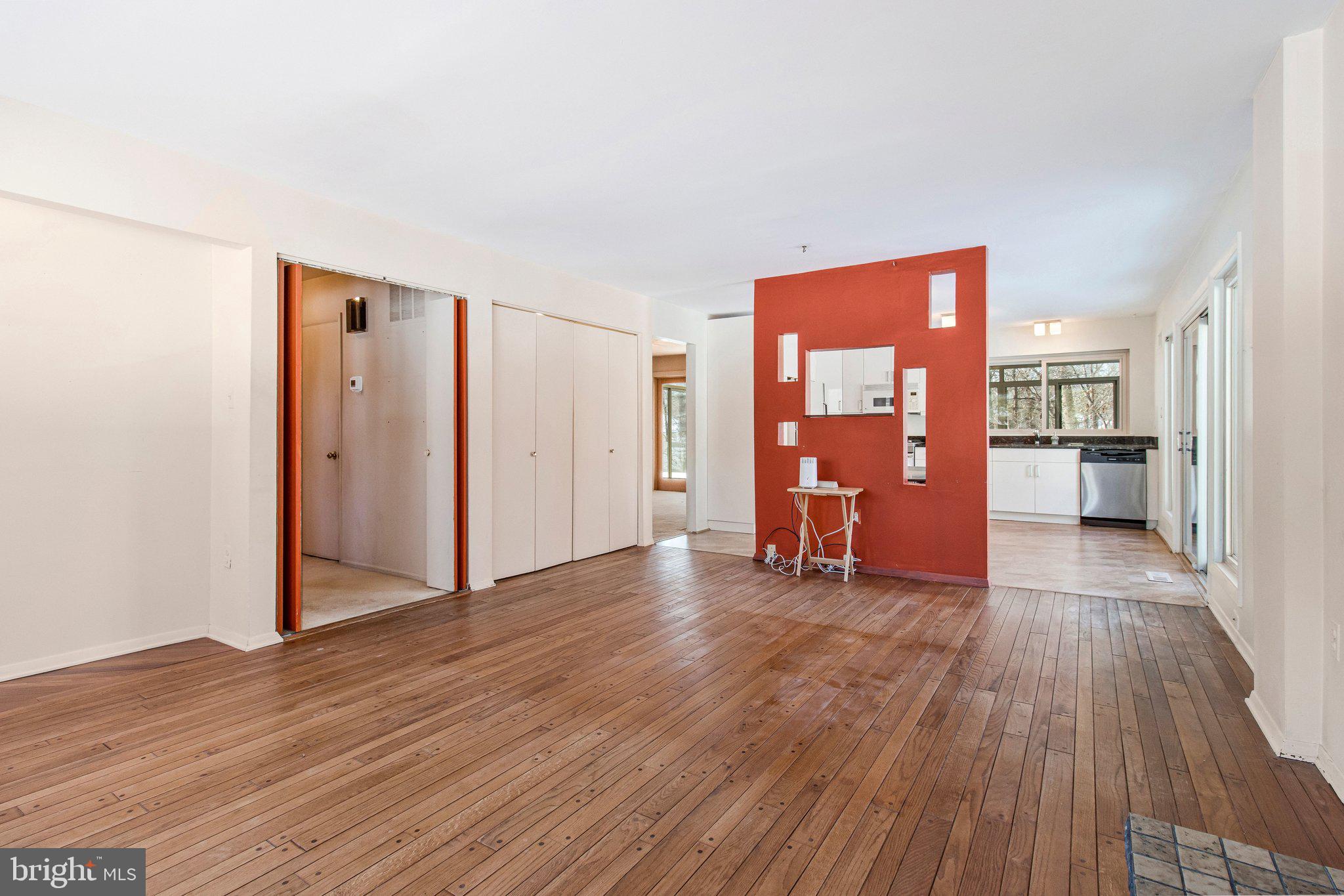 STONEGATE - Residential