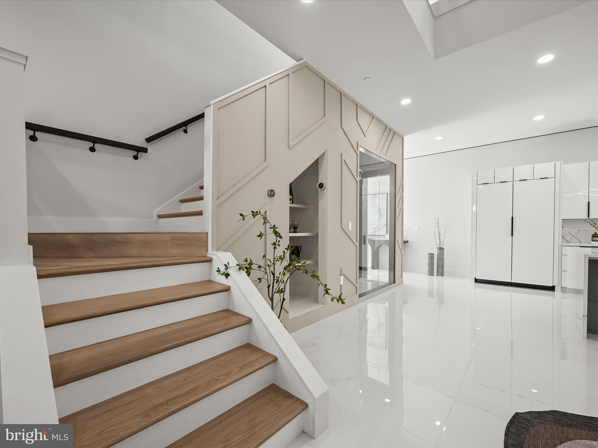 MAGOTHY SHORES - Residential