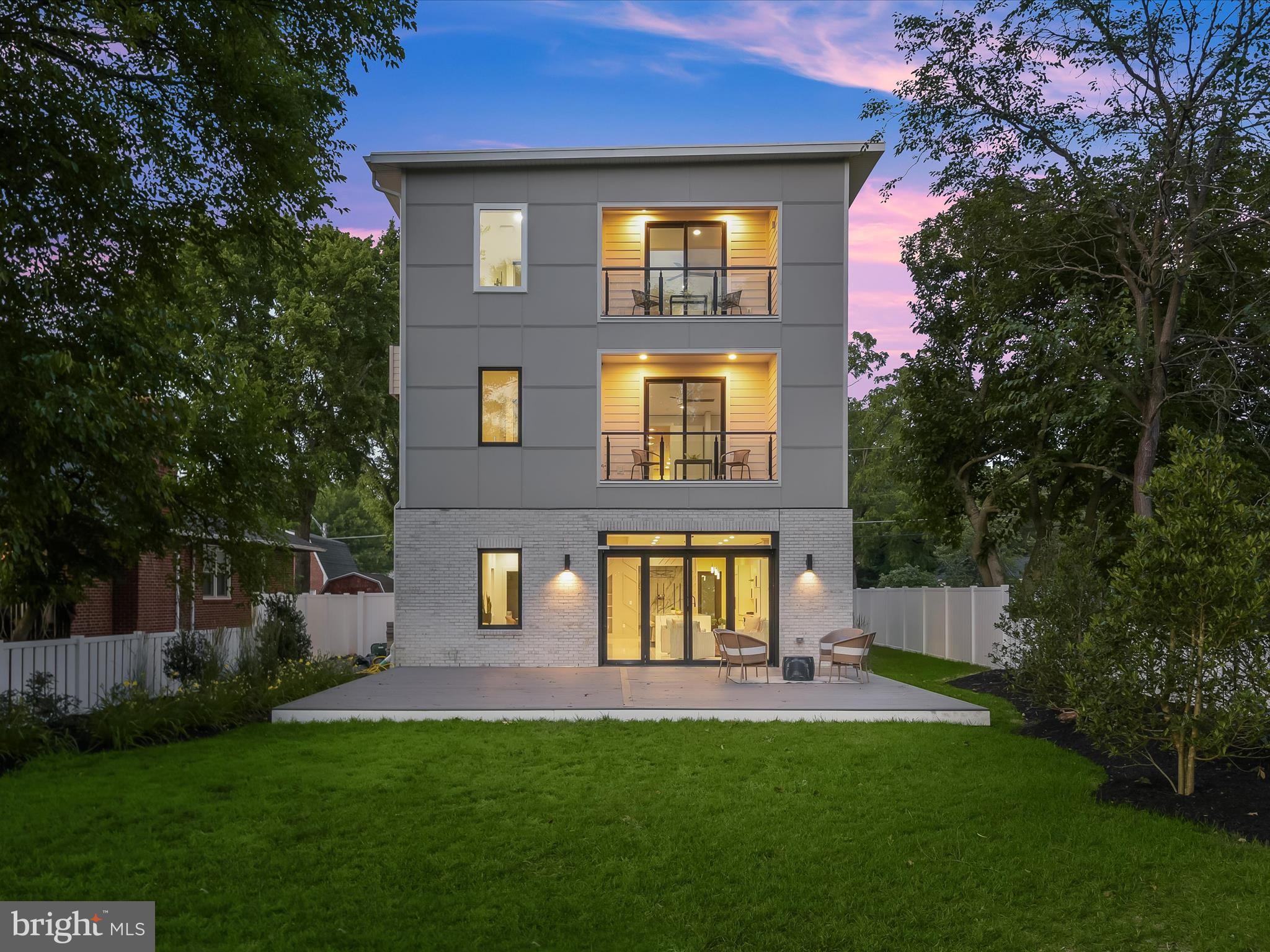 MAGOTHY SHORES - Residential