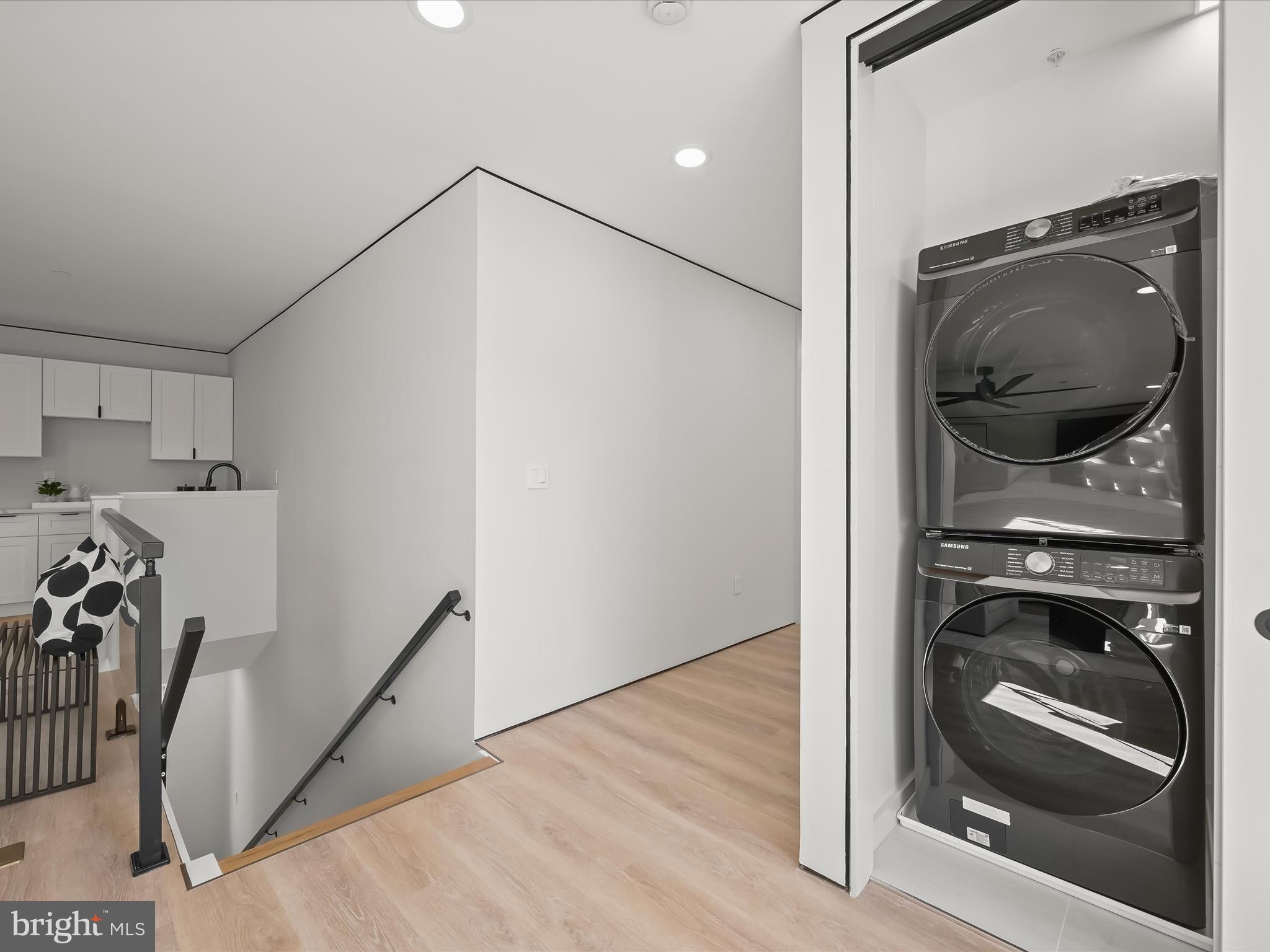 MAGOTHY SHORES - Residential