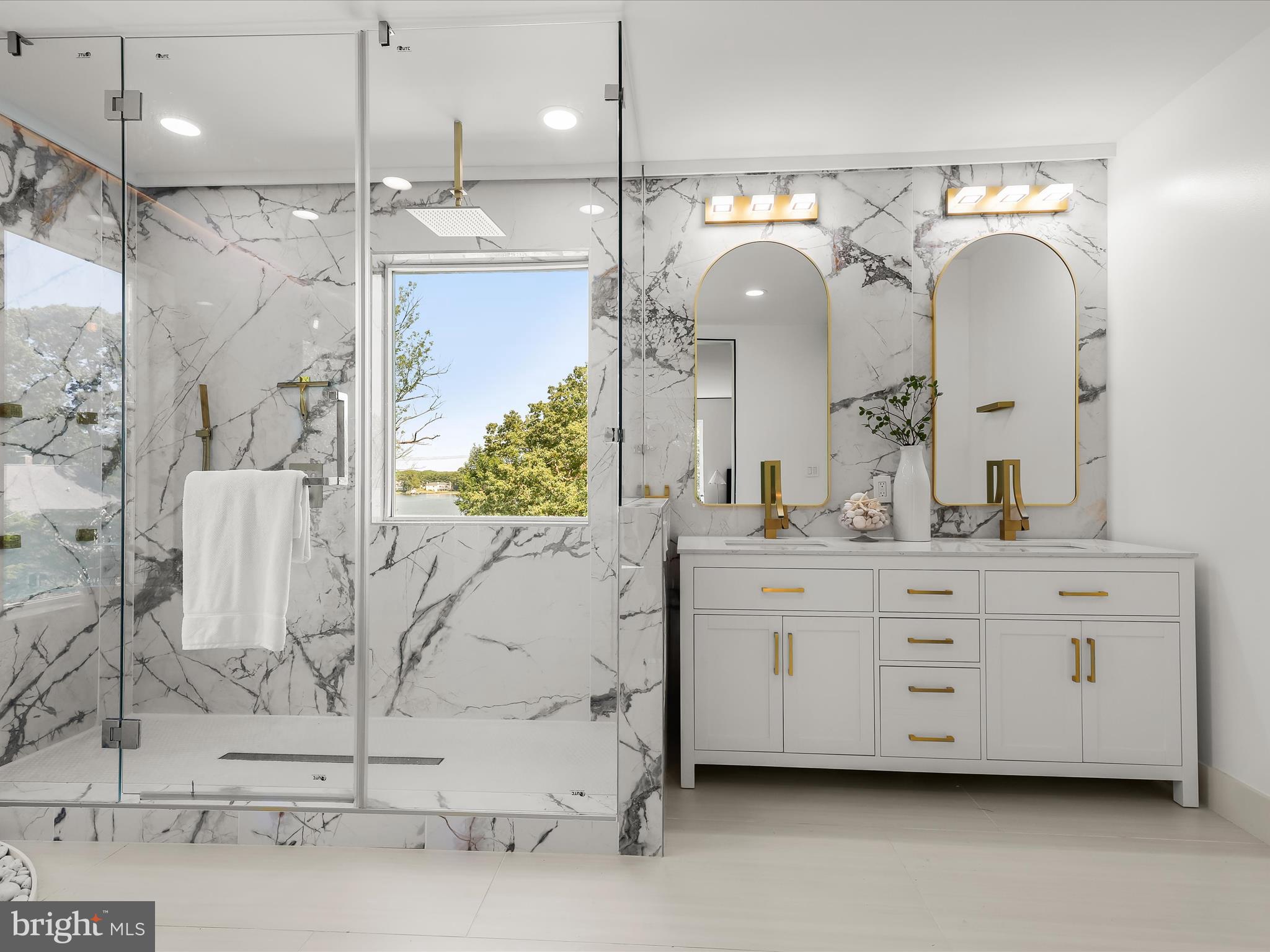 MAGOTHY SHORES - Residential