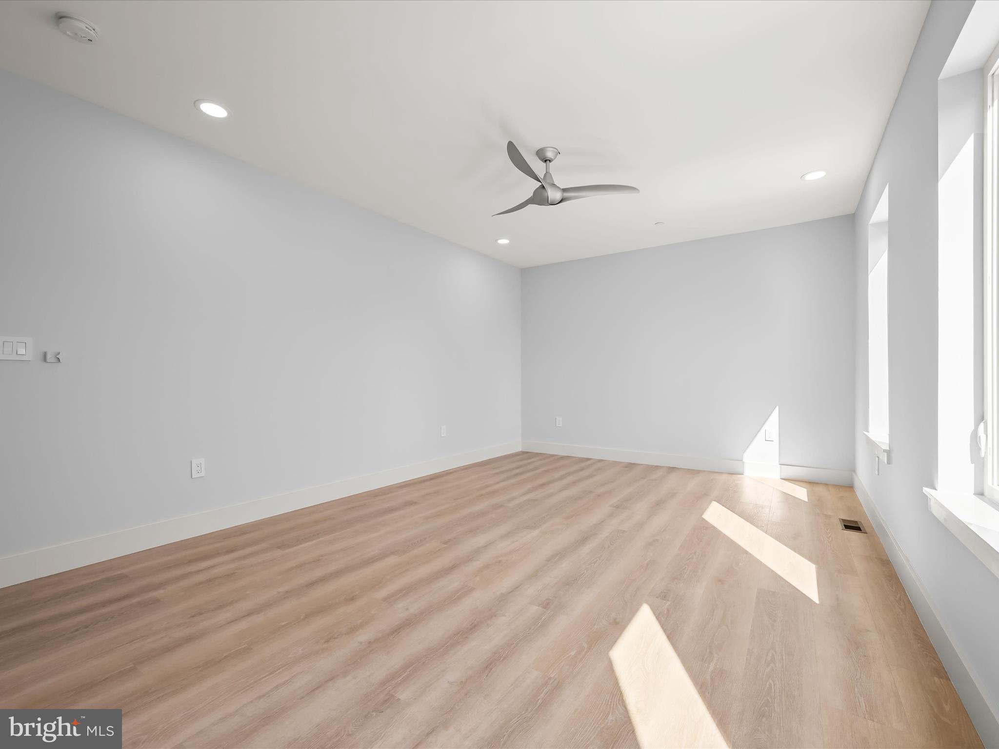 MAGOTHY SHORES - Residential