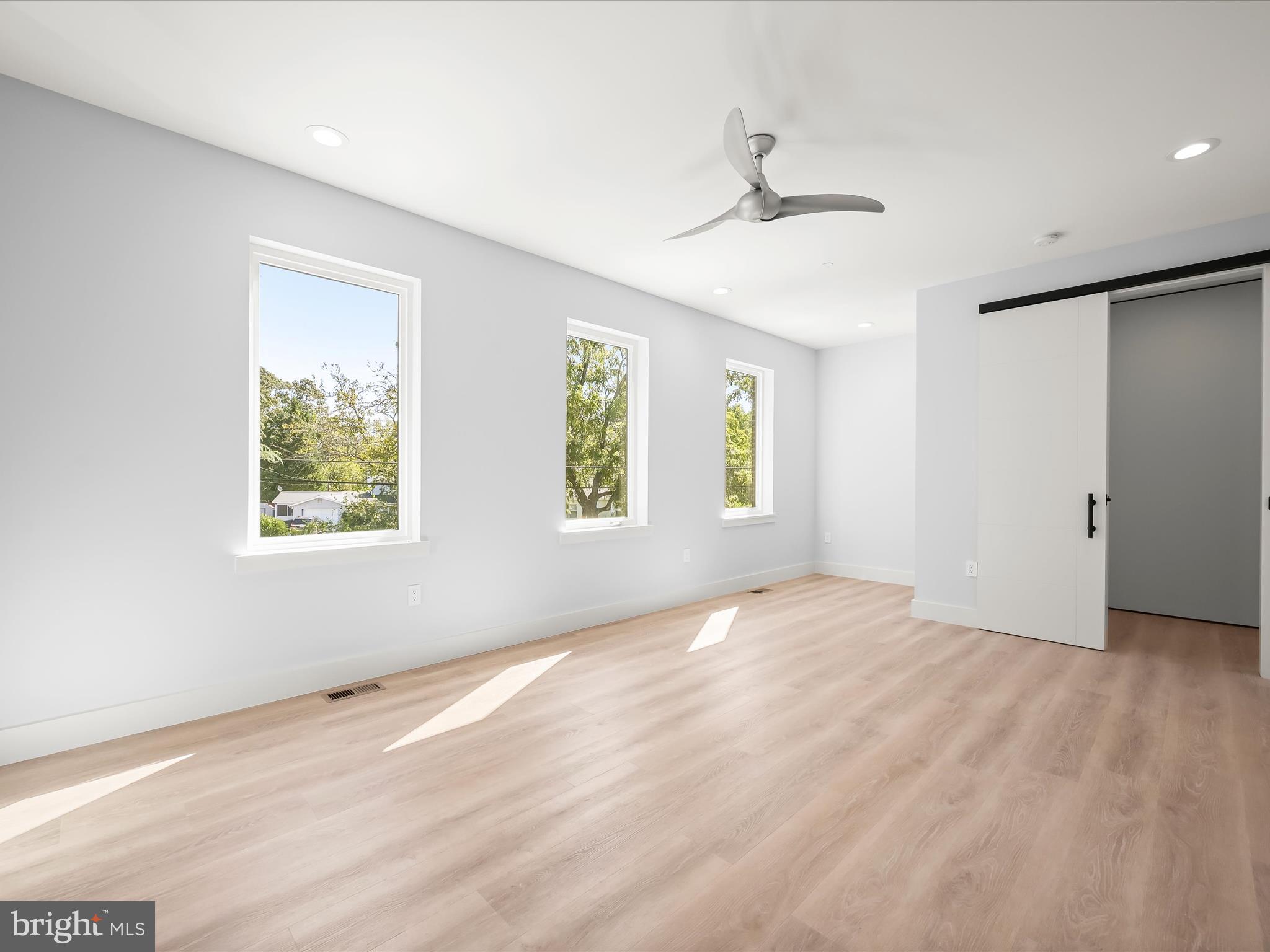 MAGOTHY SHORES - Residential