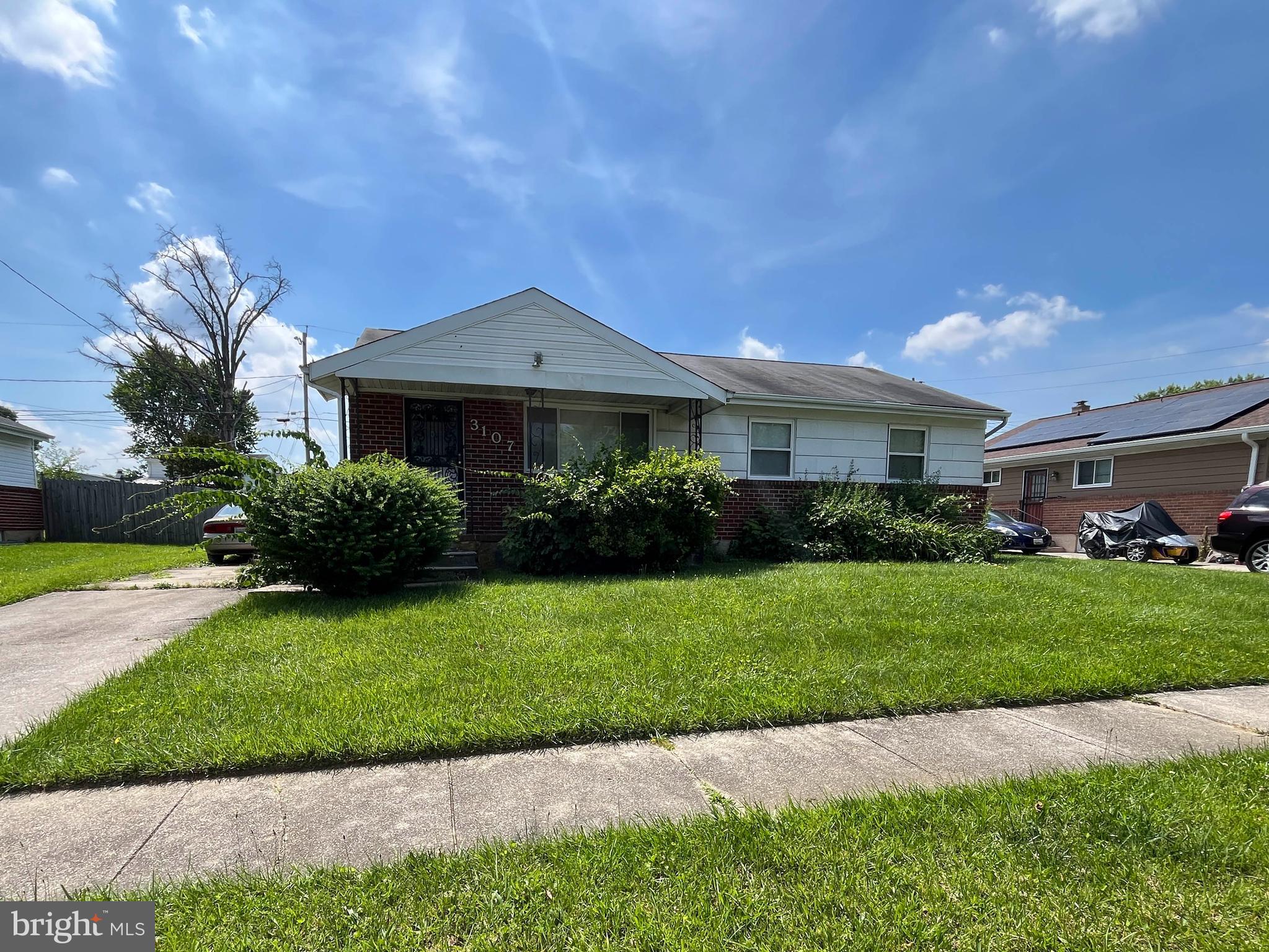 WINDSOR FARMS - Residential