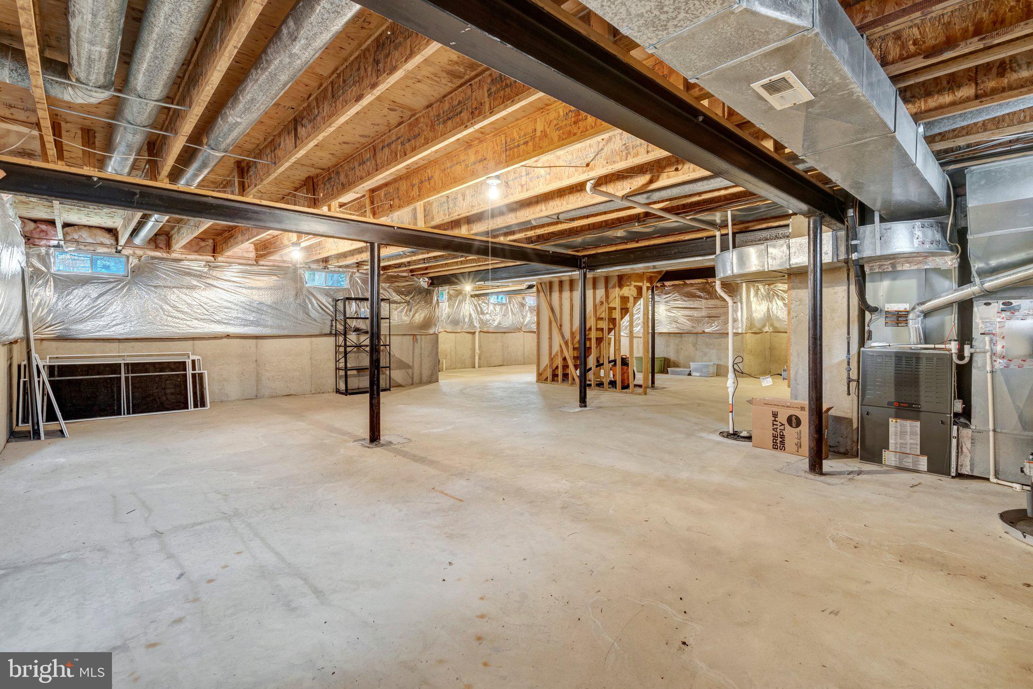 OAKS AT CROSSPOINTE - Residential