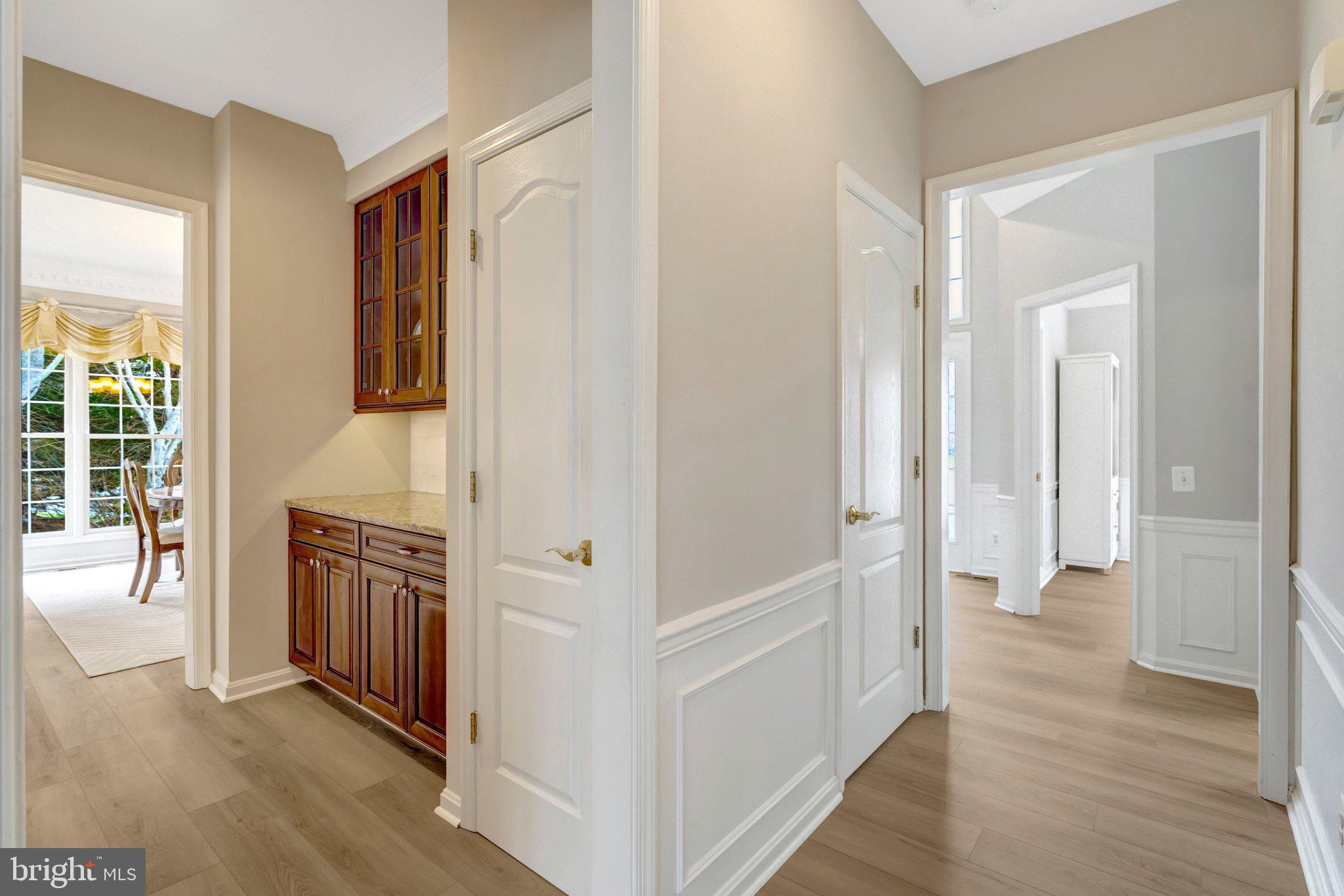 OAKS AT CROSSPOINTE - Residential