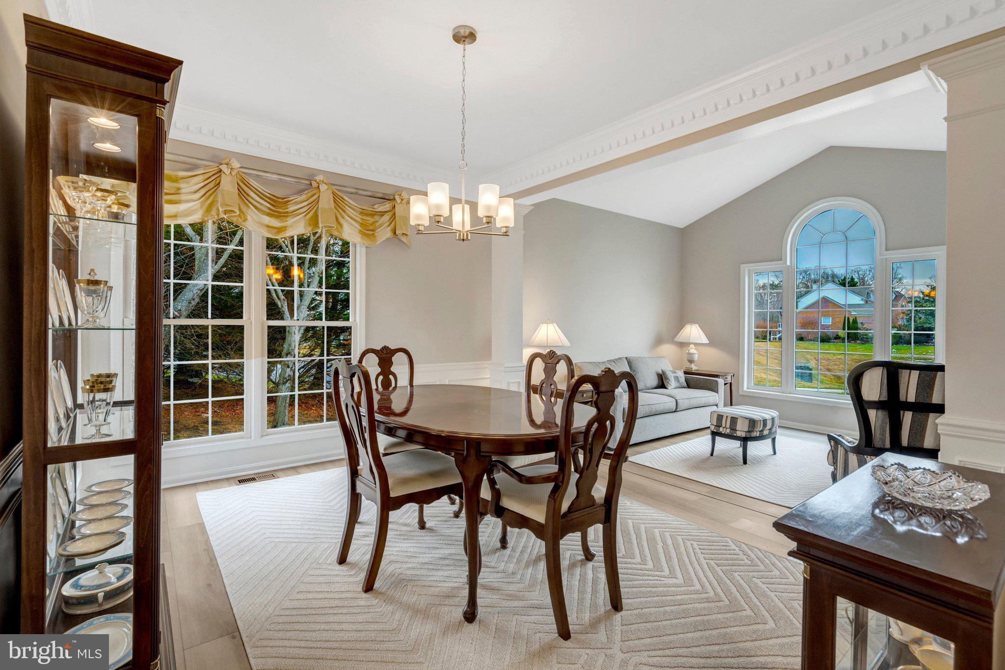 OAKS AT CROSSPOINTE - Residential