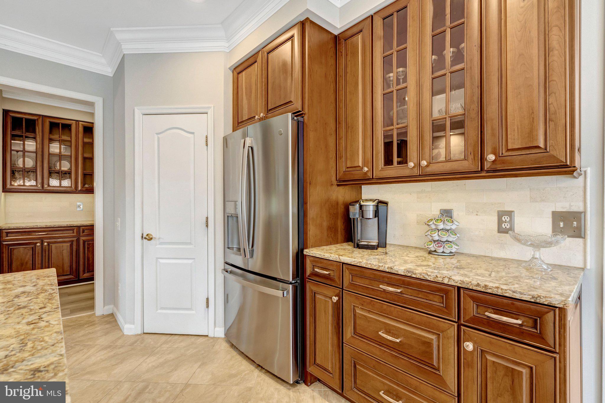 OAKS AT CROSSPOINTE - Residential