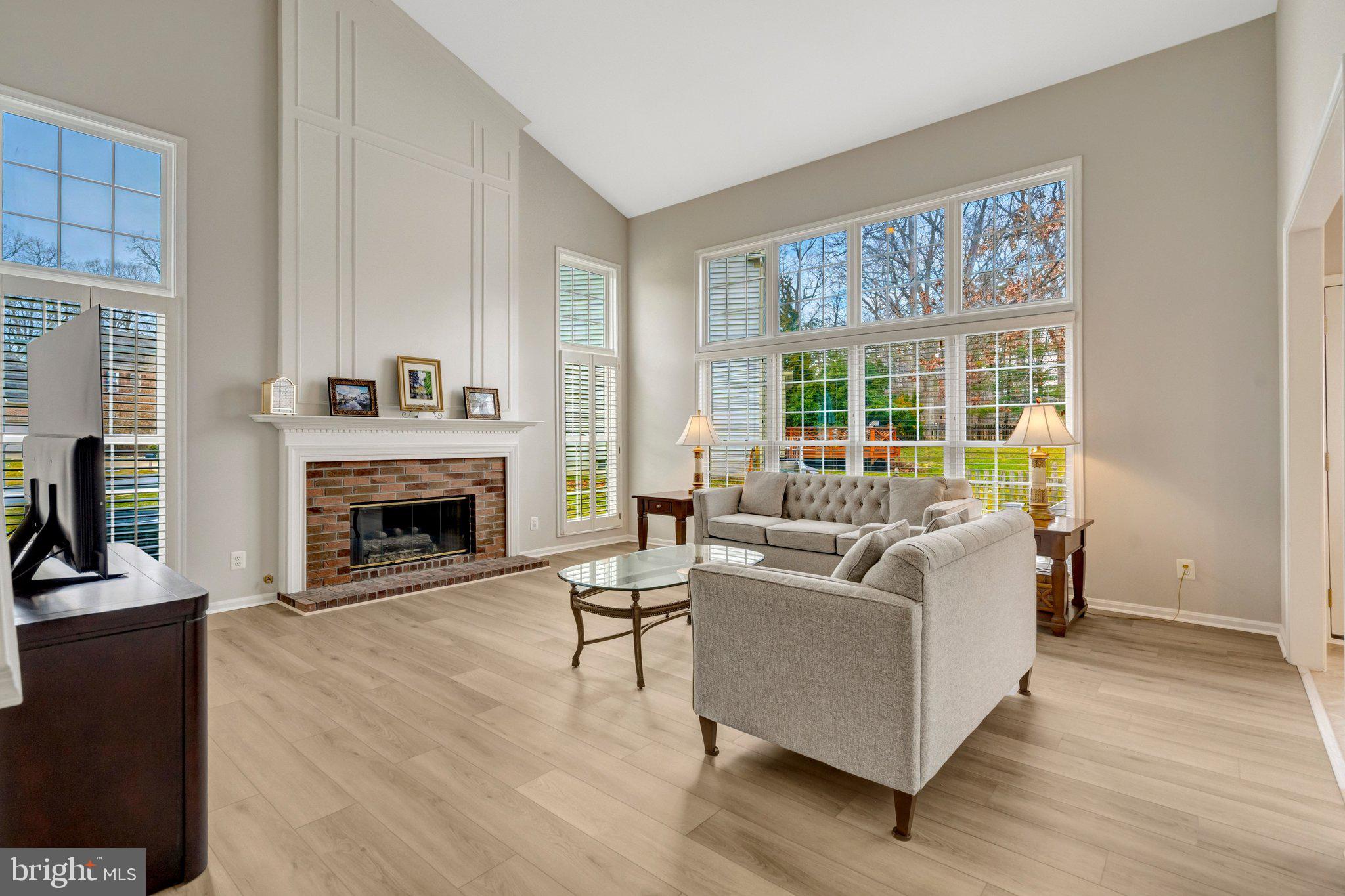 OAKS AT CROSSPOINTE - Residential