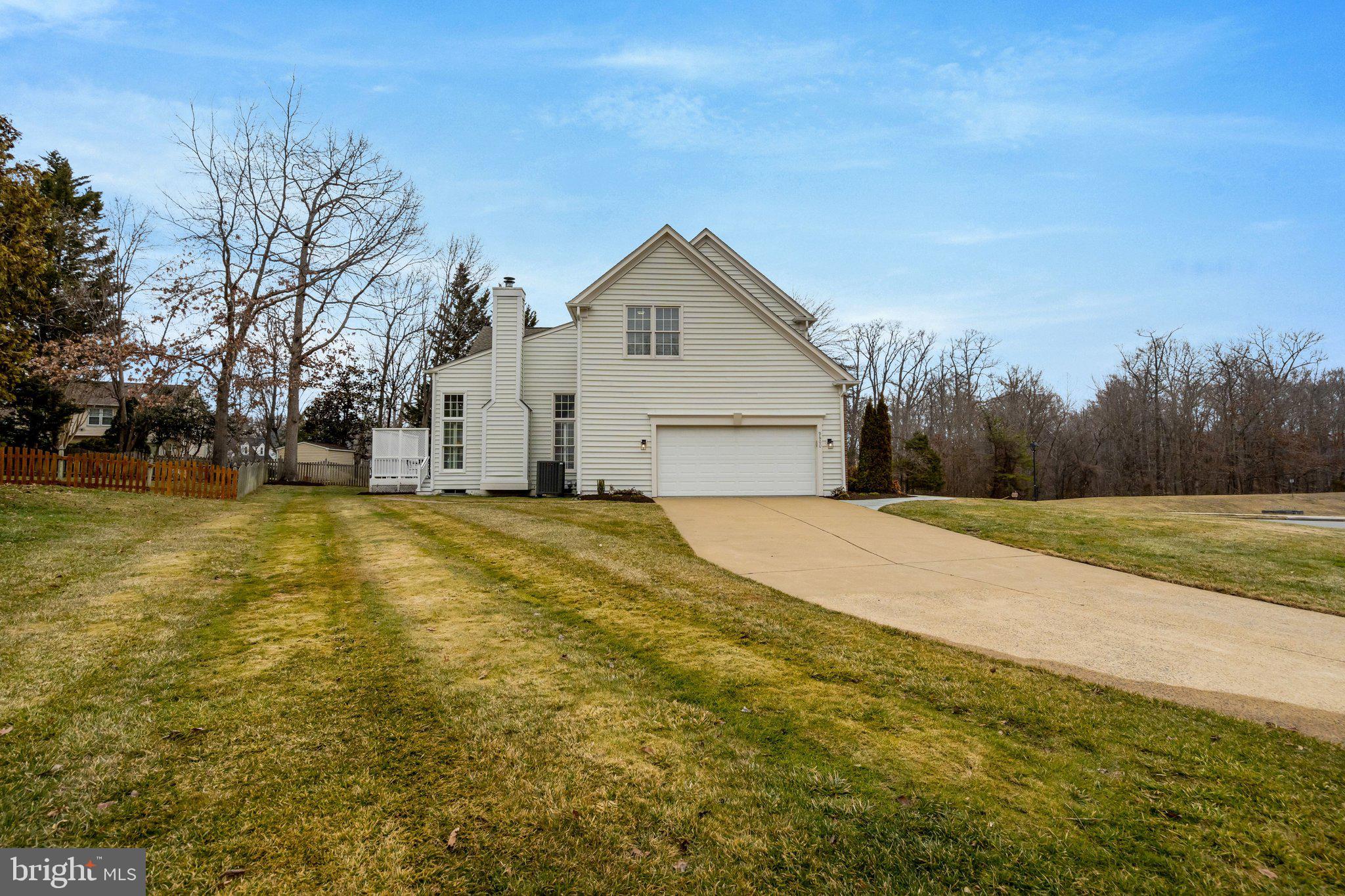 OAKS AT CROSSPOINTE - Residential