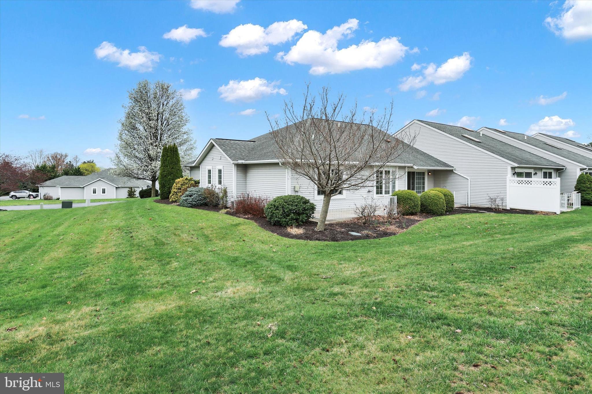 PENN NATIONAL GOLF COURSE COMMUNITY - Residential