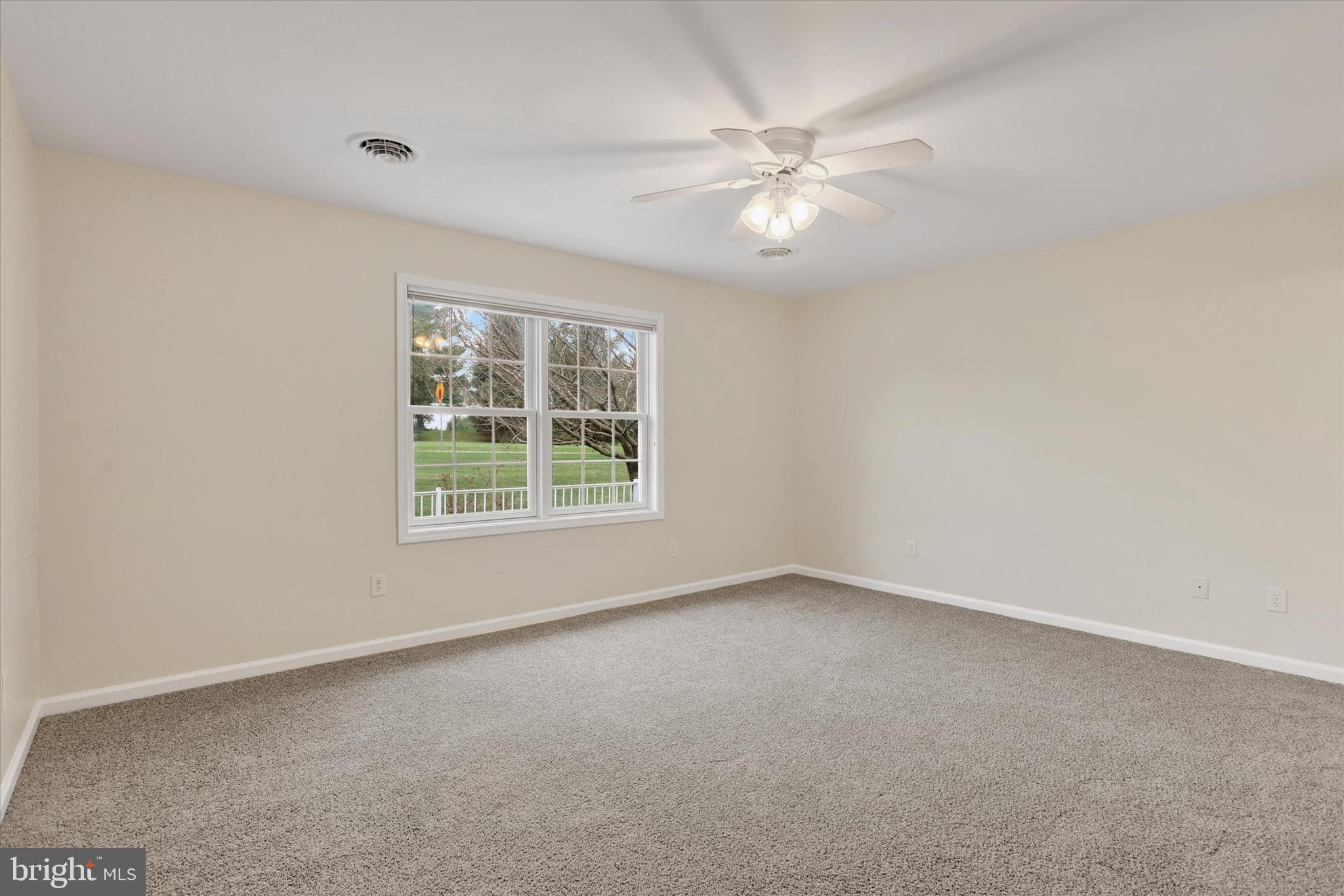 PENN NATIONAL GOLF COURSE COMMUNITY - Residential