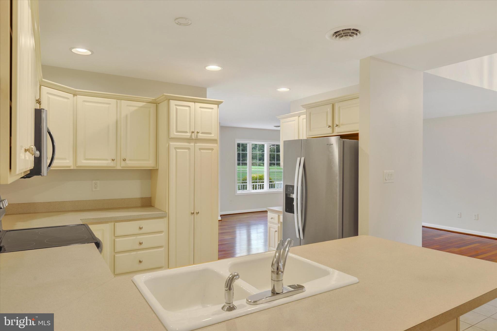 PENN NATIONAL GOLF COURSE COMMUNITY - Residential