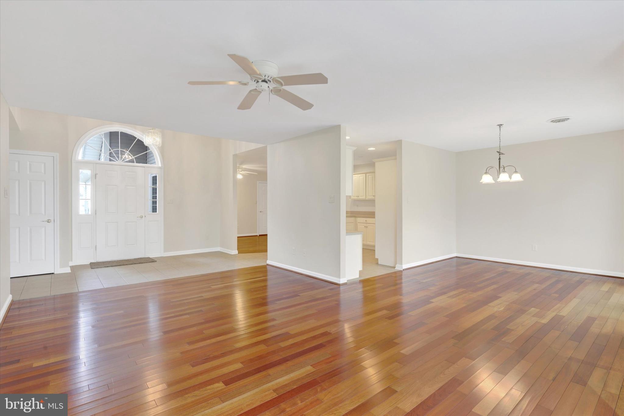 PENN NATIONAL GOLF COURSE COMMUNITY - Residential